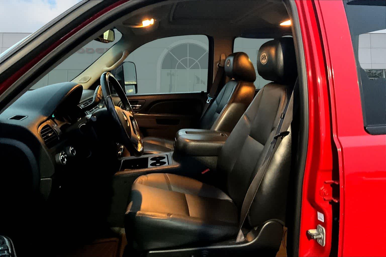 Thumbnail: 2012 GMC Sierra 2500 - 11