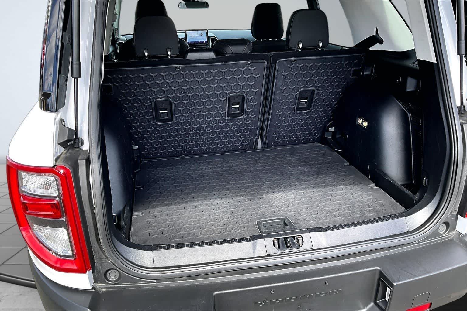 Thumbnail: 2021 Ford Bronco Sport - 19