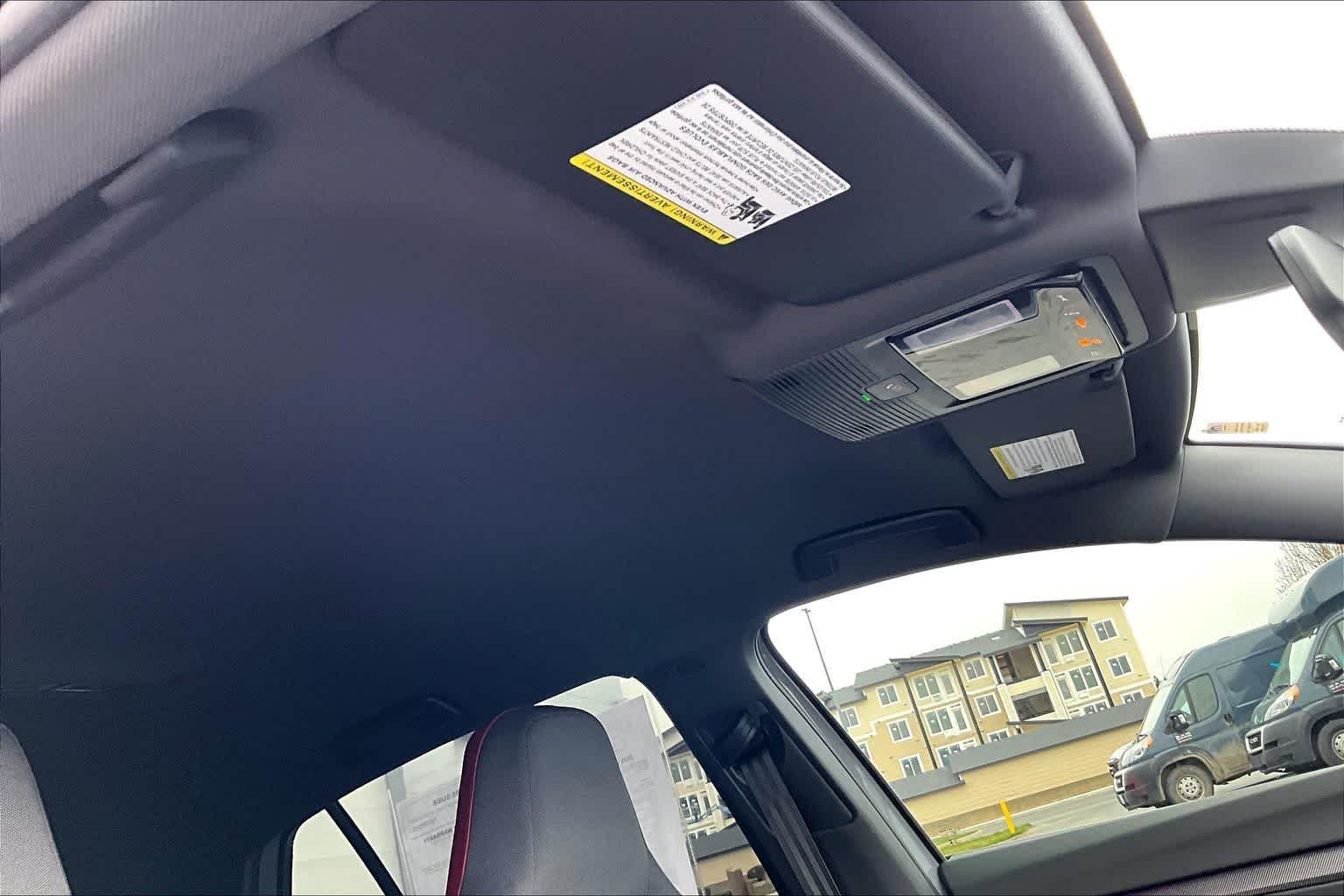 Thumbnail: 2025 Volkswagen Golf - 30