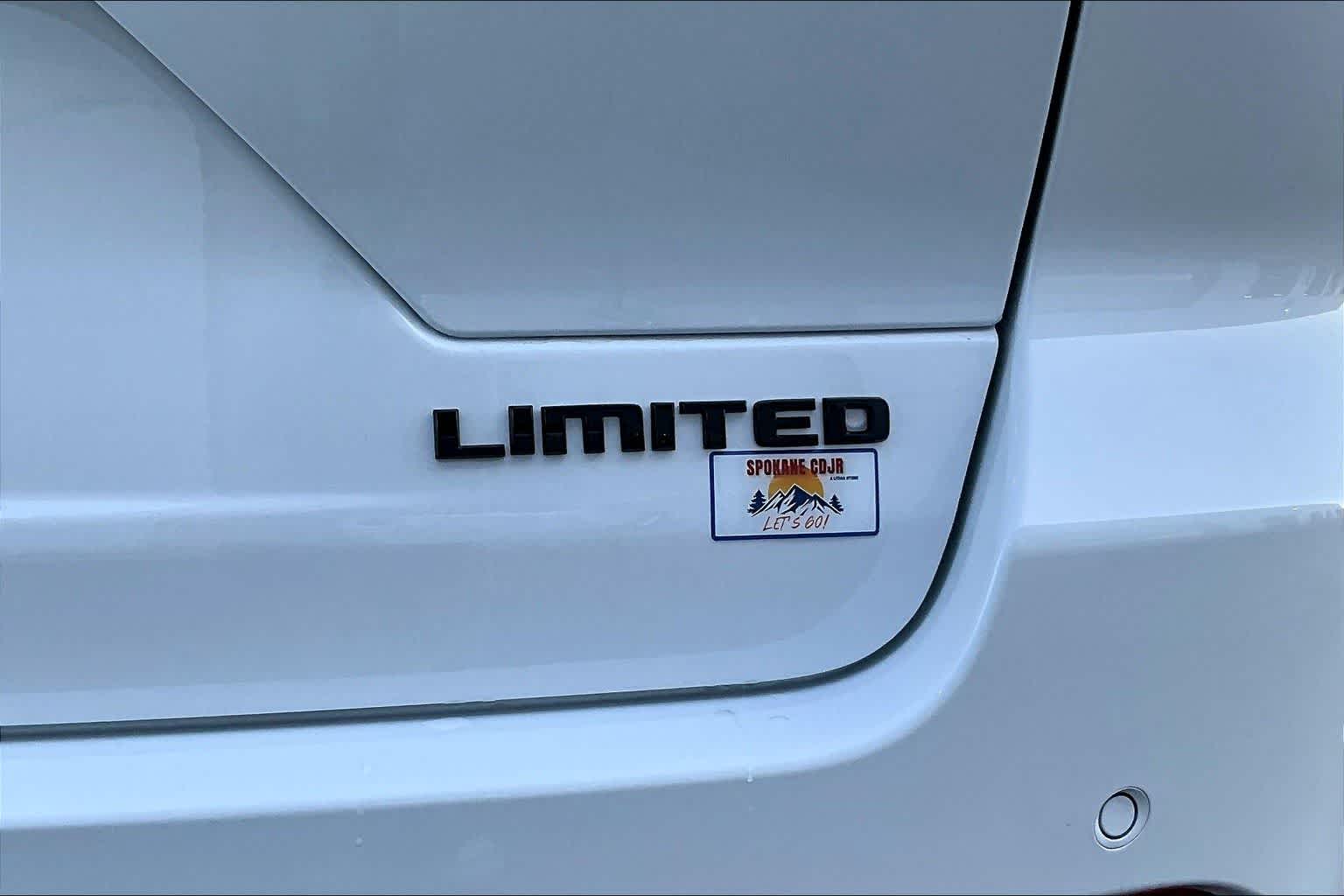 Thumbnail: 2025 Jeep Grand Cherokee - 7