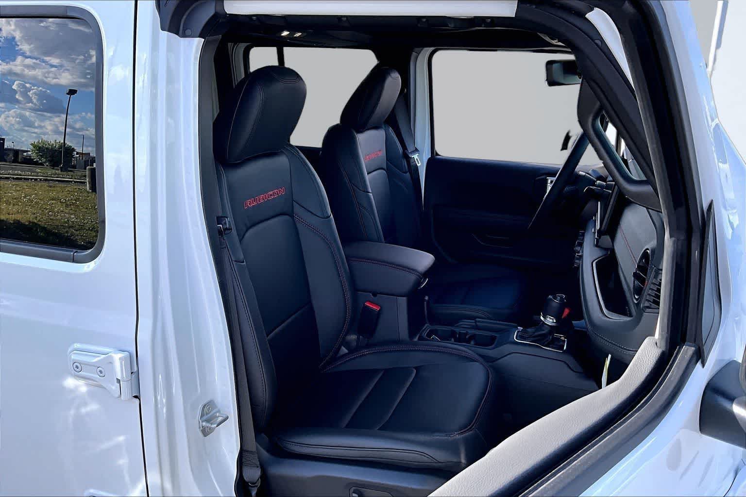 Thumbnail: 2026 Jeep Wrangler - 14