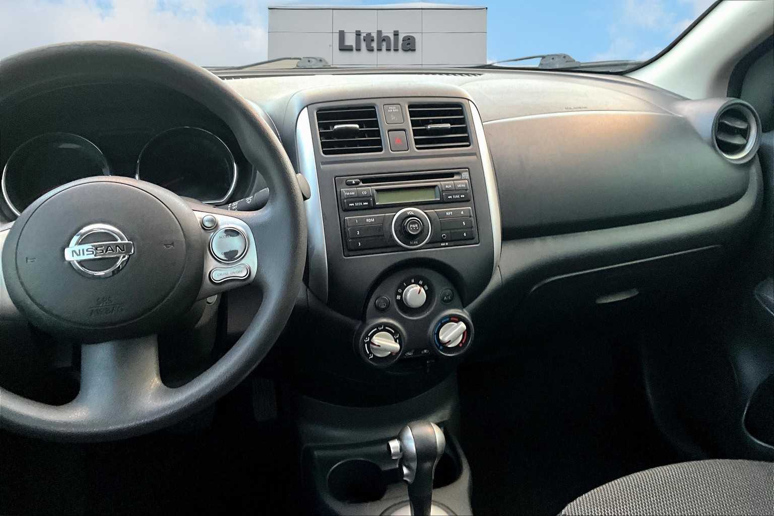 Thumbnail: 2014 Nissan Versa - 16