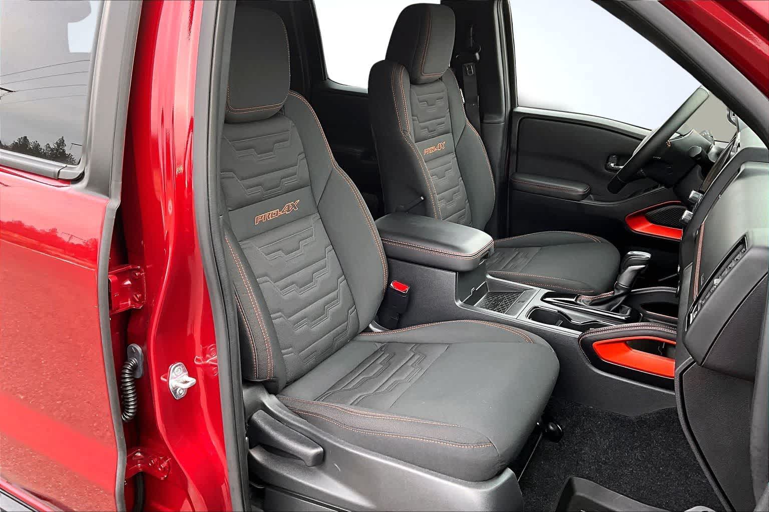 Thumbnail: 2024 Nissan Frontier - 14