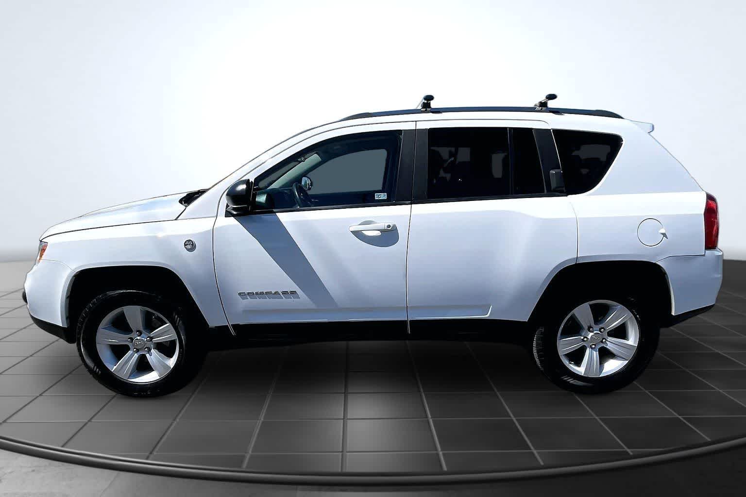Thumbnail: 2012 Jeep Compass - 3