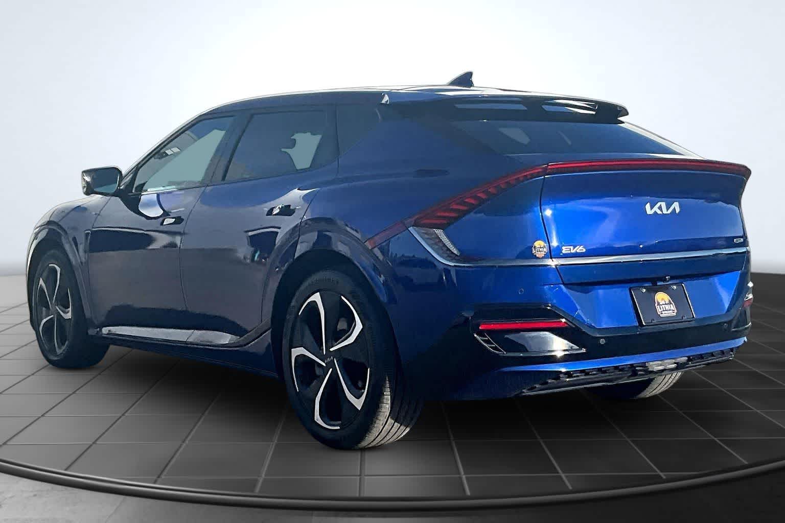 Thumbnail: 2023 Kia EV6 - 4