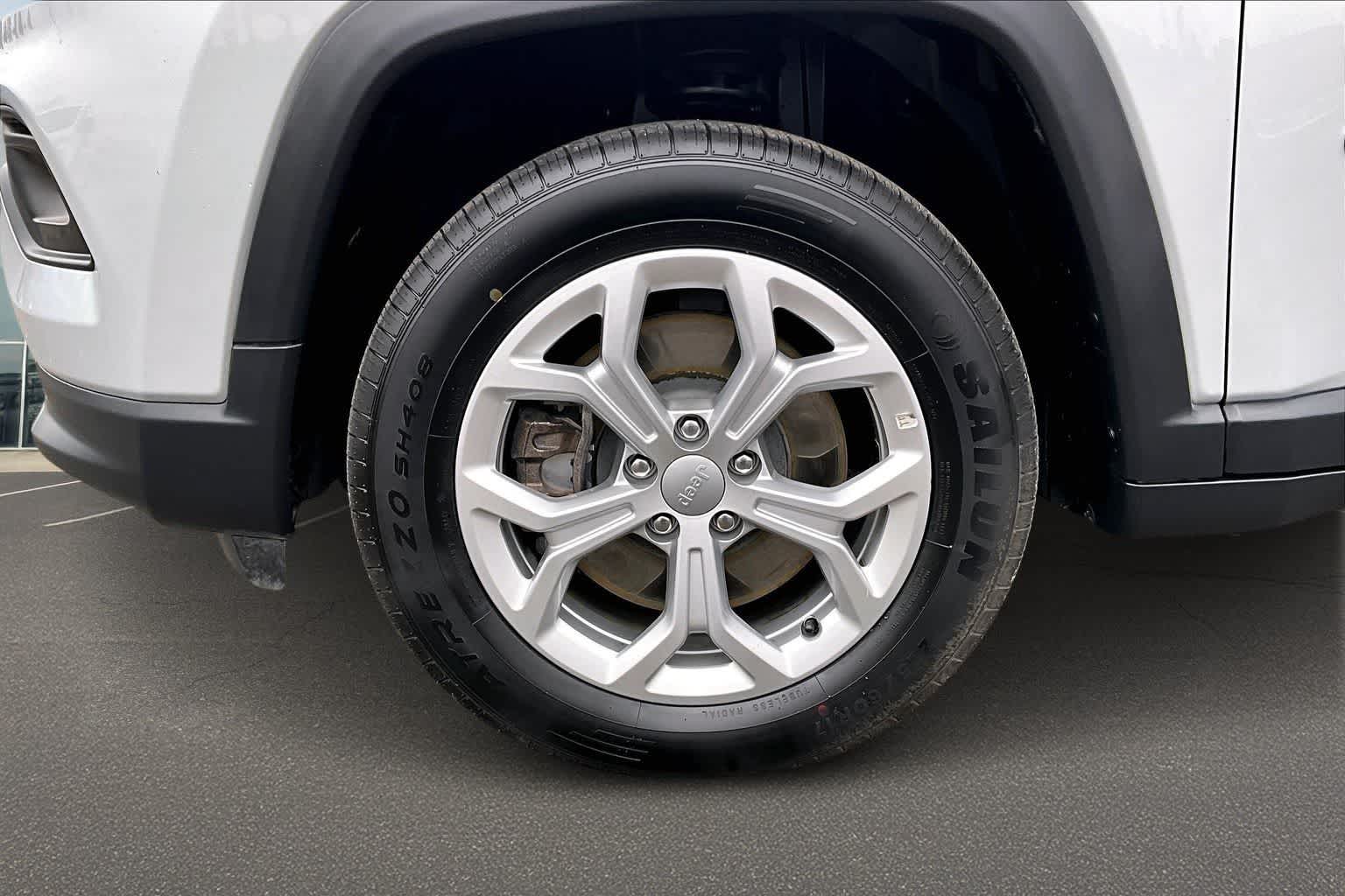 Thumbnail: 2024 Jeep Compass - 8