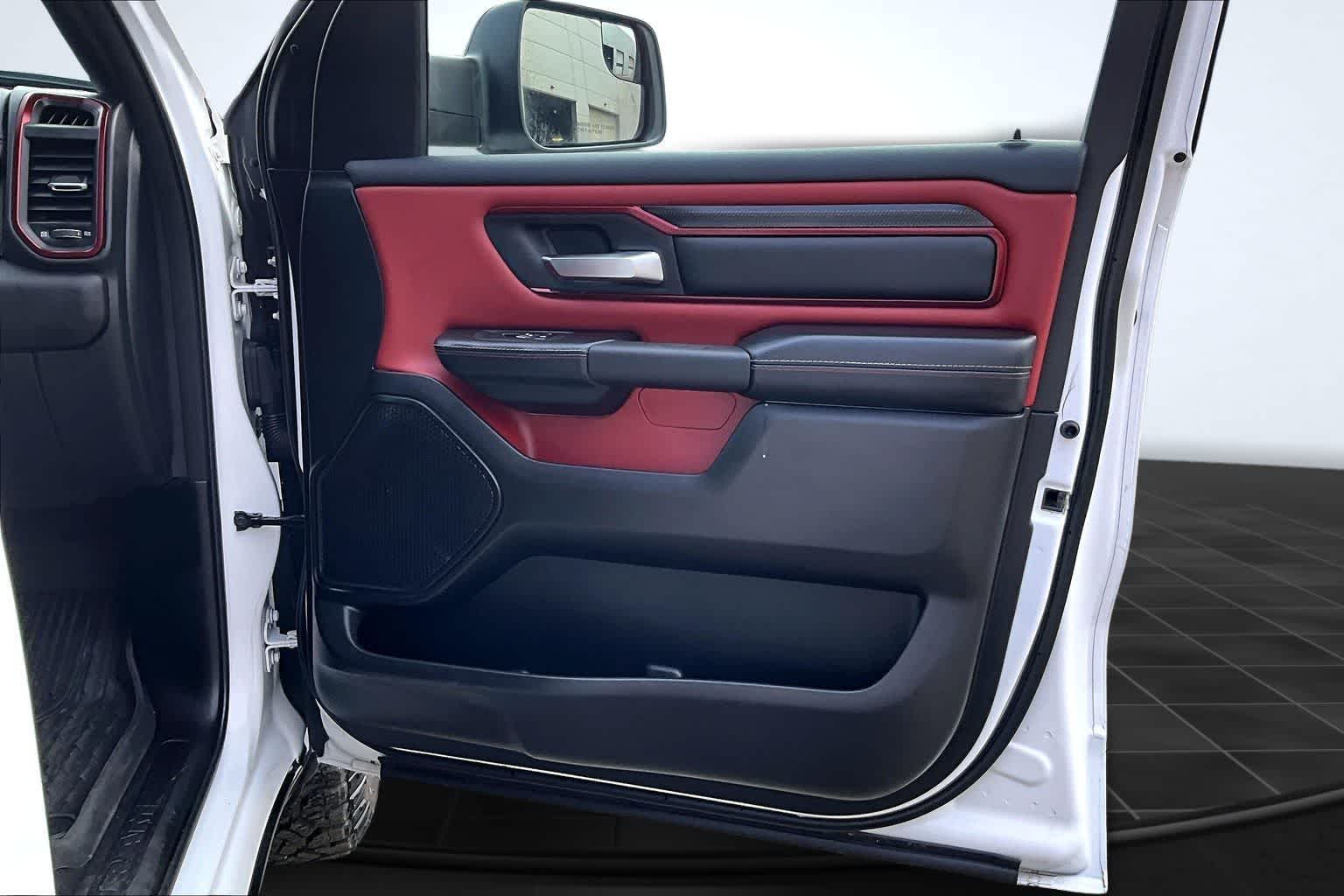 Thumbnail: 2025 RAM 1500 - 29