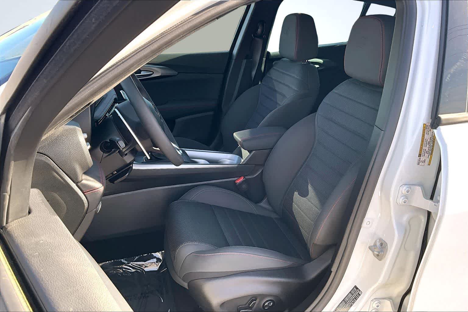 Thumbnail: 2024 Dodge Hornet - 11