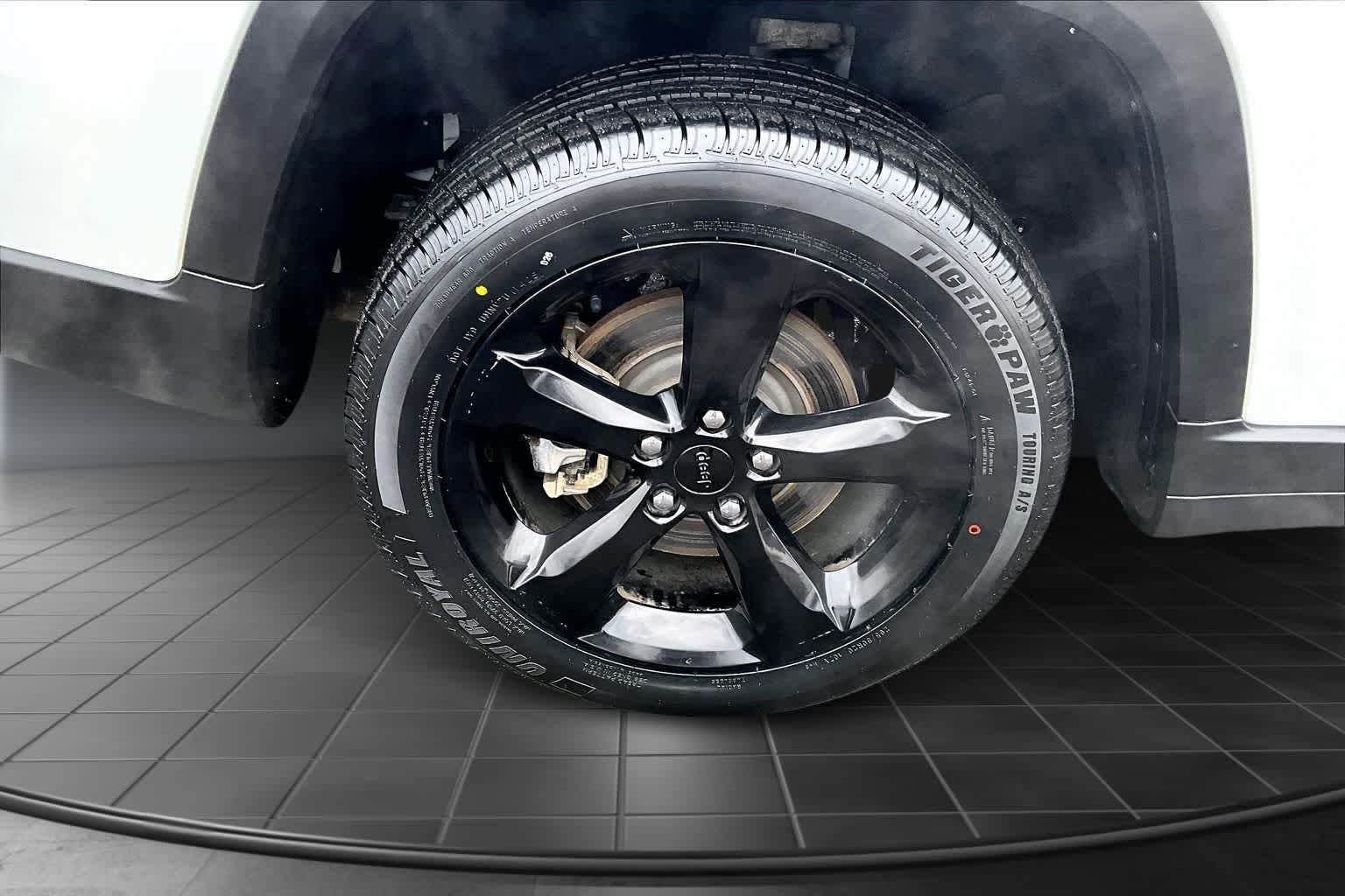 Thumbnail: 2023 Jeep Grand Cherokee L - 34