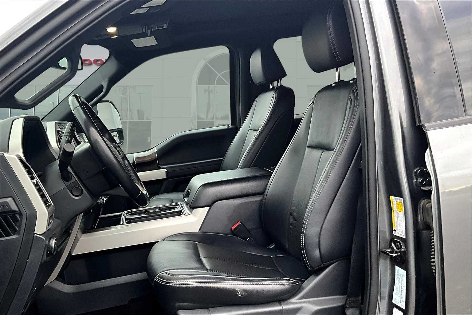 Thumbnail: 2022 Ford Econoline - 11