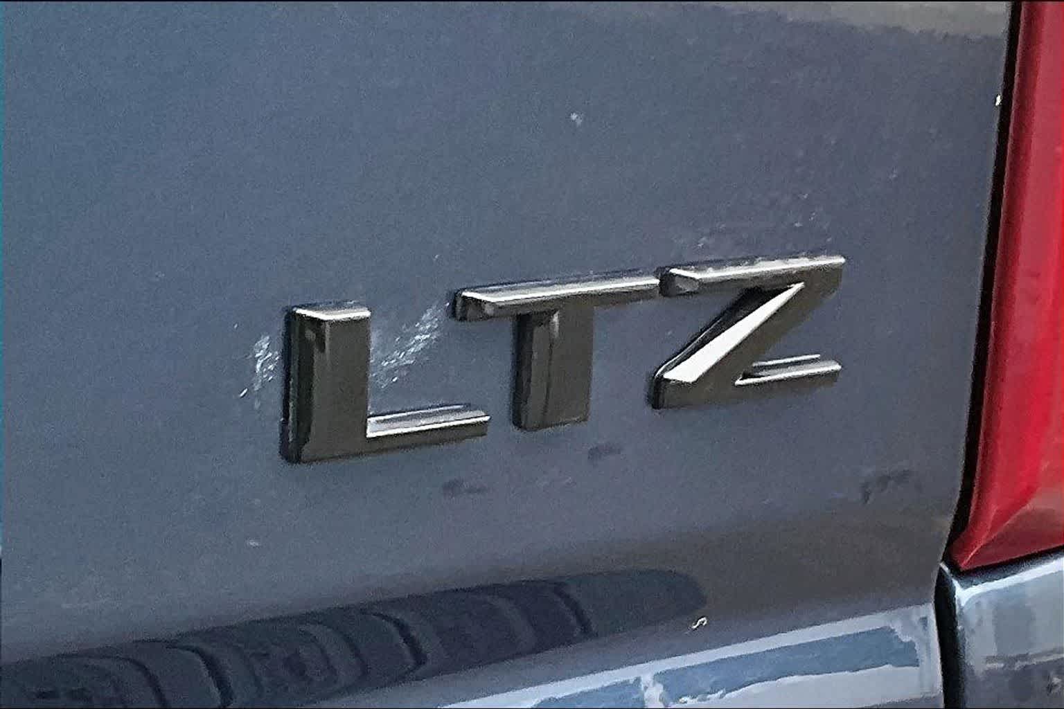 Thumbnail: 2022 Chevrolet Silverado 3500 - 7