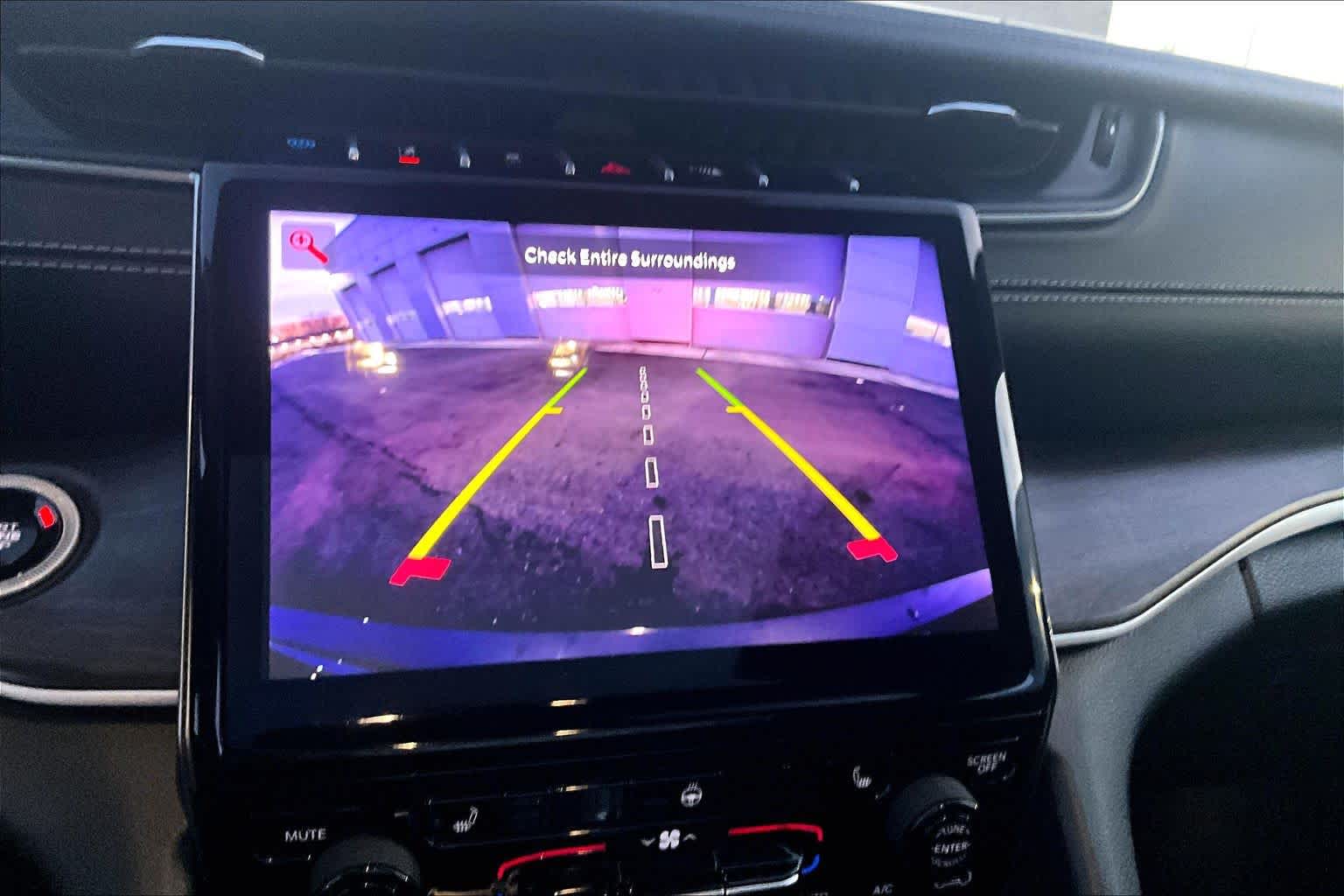 Thumbnail: 2024 Jeep Grand Cherokee - 27