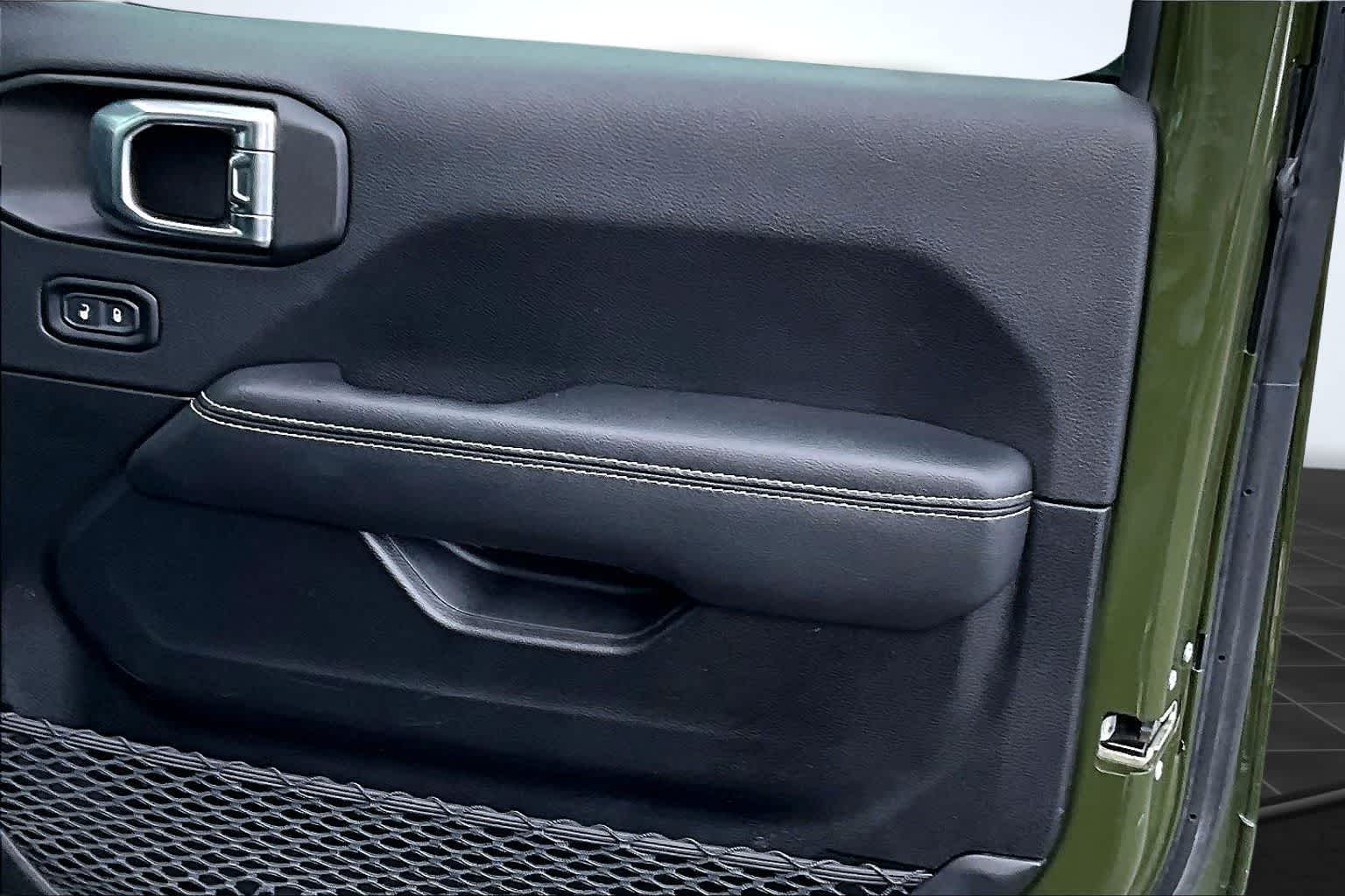 Thumbnail: 2023 Jeep Wrangler - 29