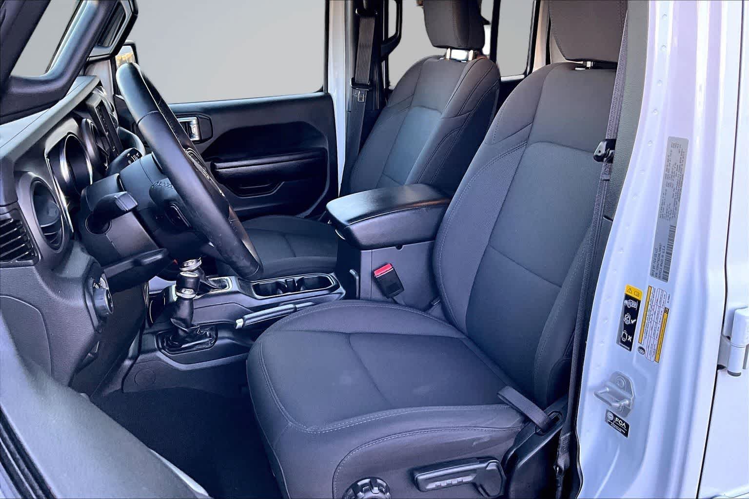 Thumbnail: 2022 Jeep Gladiator - 11