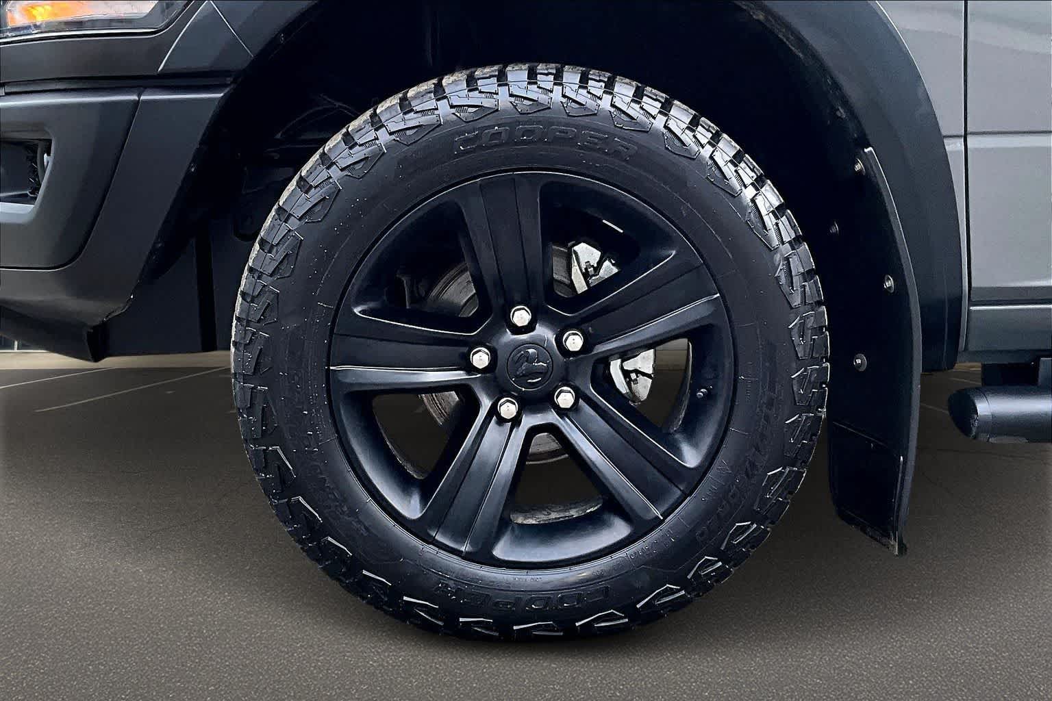 Thumbnail: 2022 RAM 1500 Classic - 8