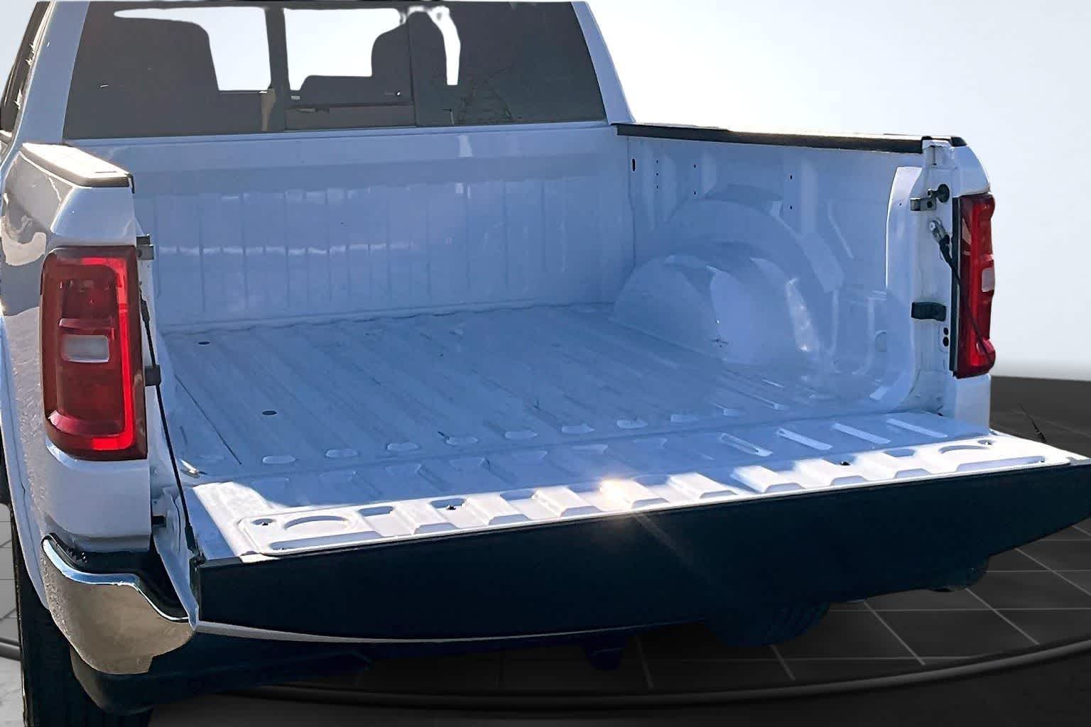 Thumbnail: 2025 RAM 1500 - 19