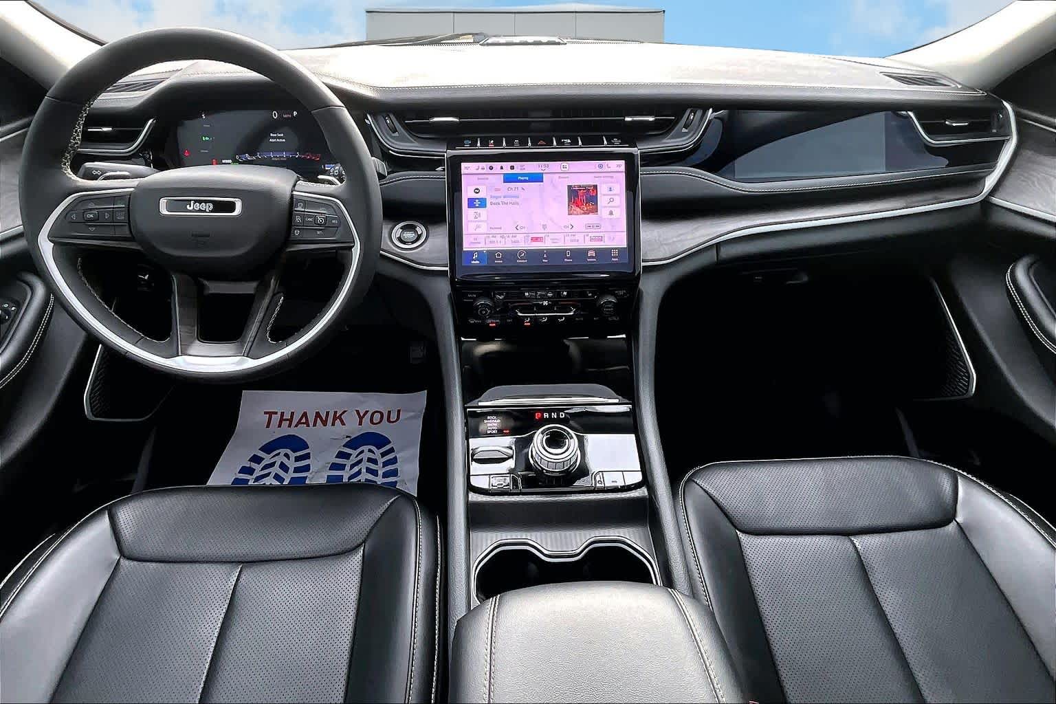 Thumbnail: 2023 Jeep Grand Cherokee - 10