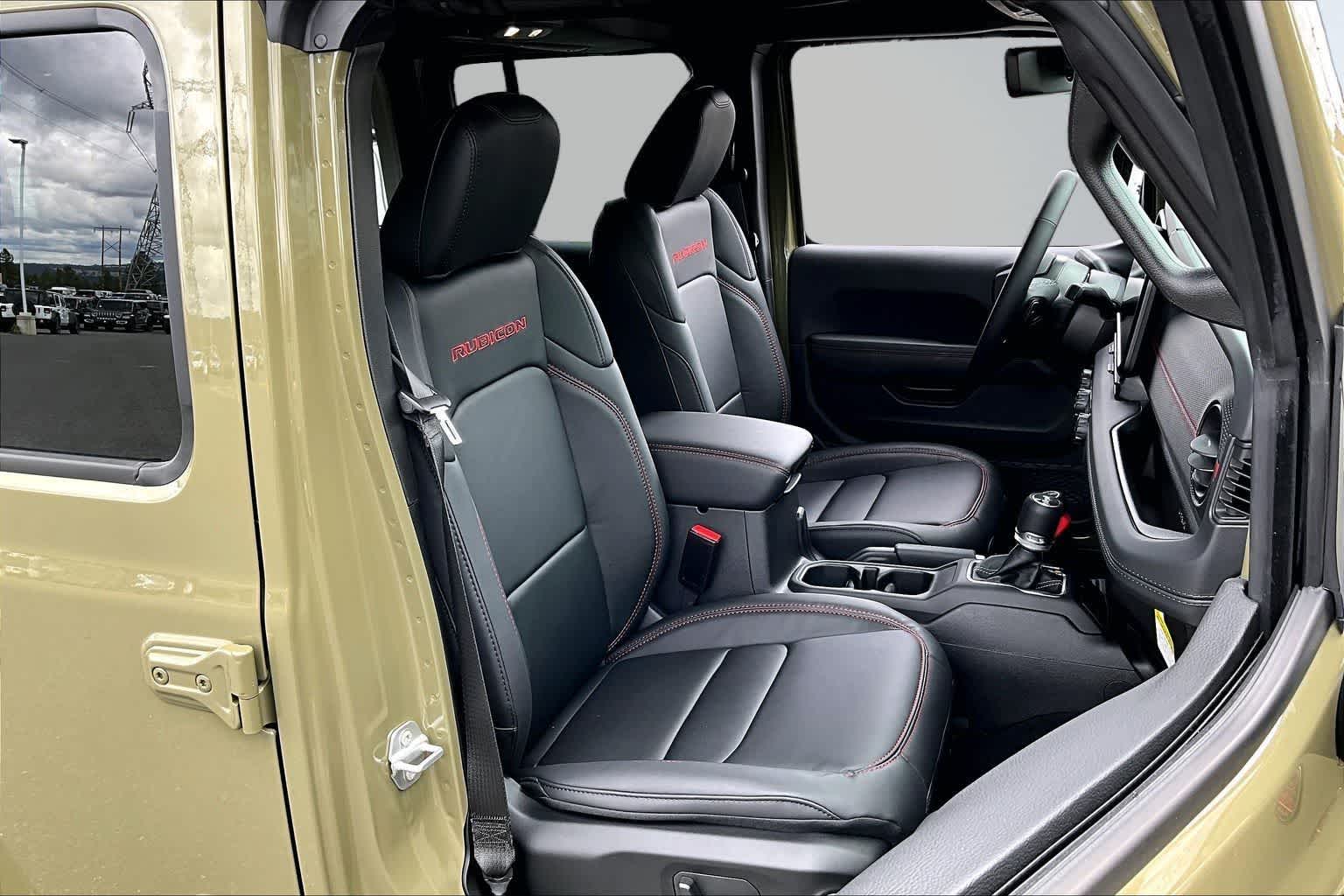 Thumbnail: 2026 Jeep Wrangler - 14