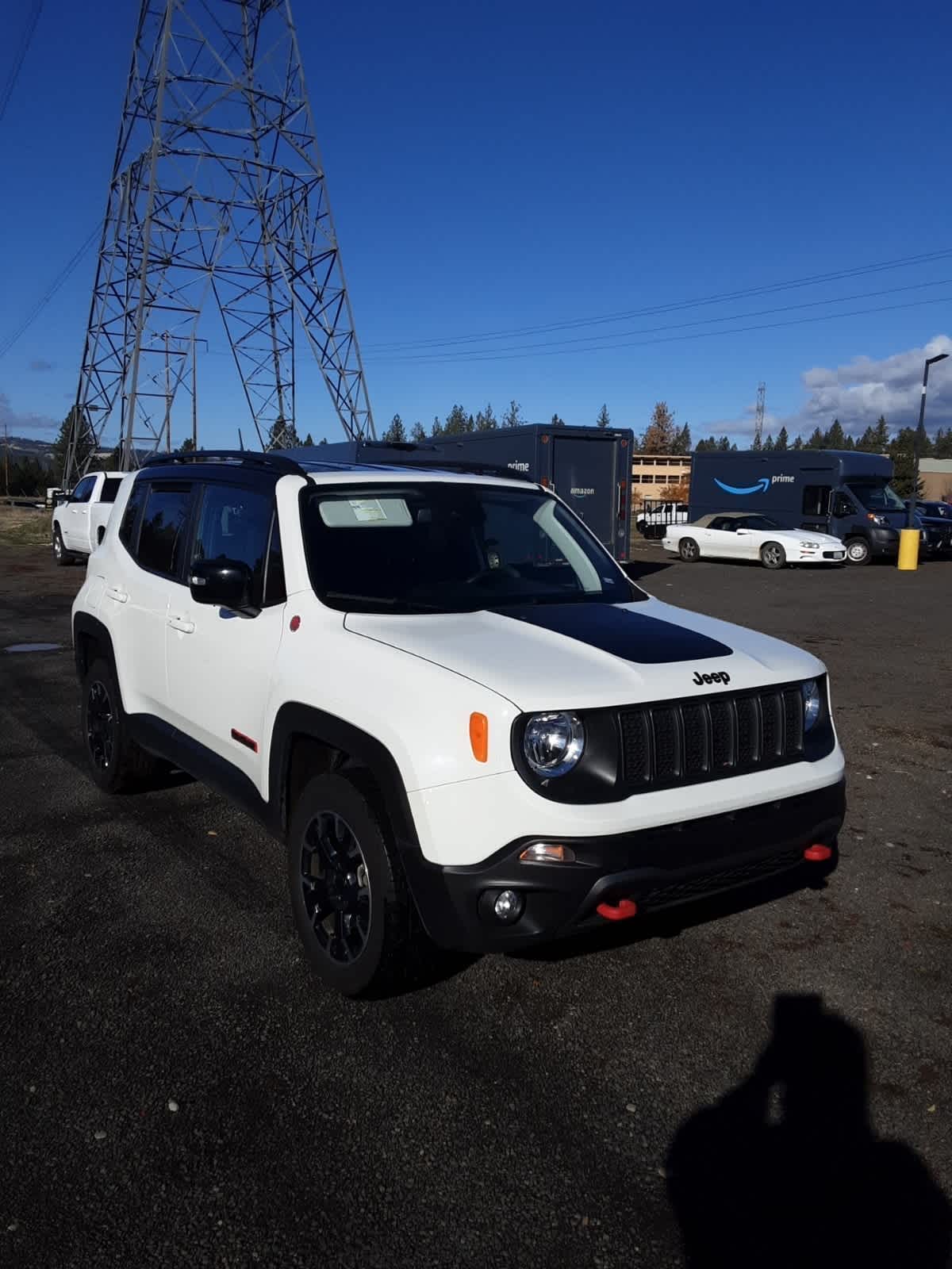 2023 Jeep Renegade Trailhawk photo 3