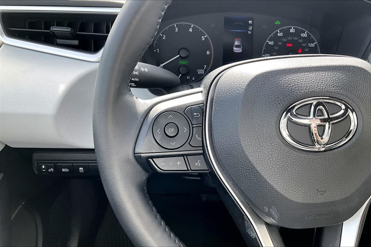 Thumbnail: 2025 Toyota Corolla - 25