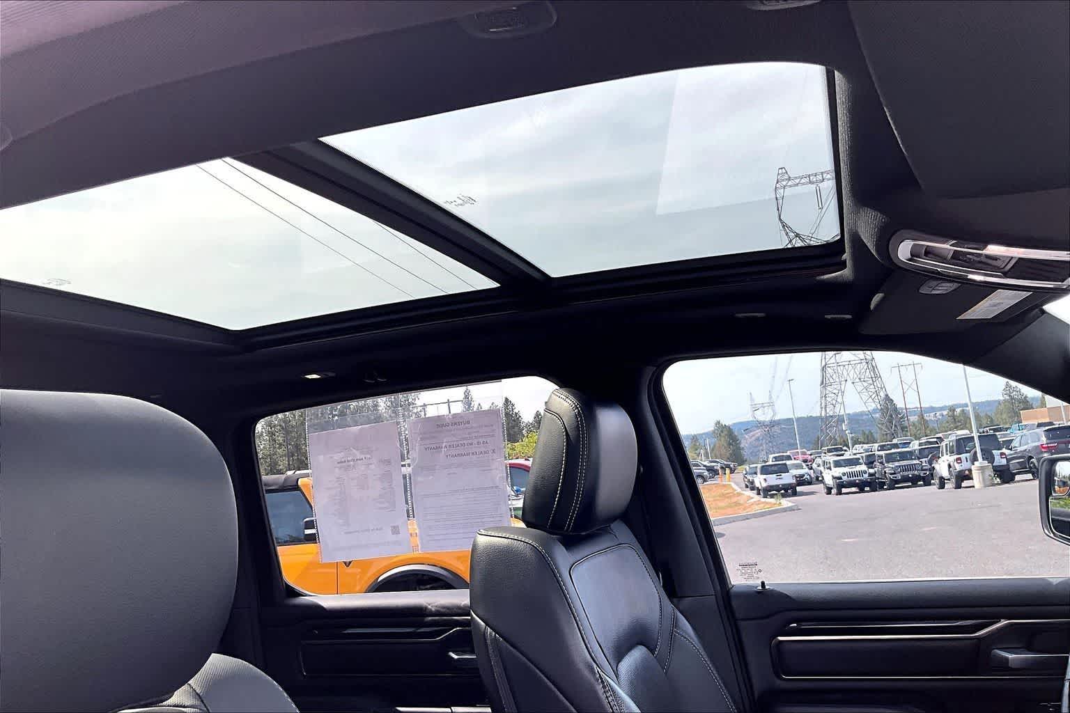 Thumbnail: 2019 RAM 1500 - 30