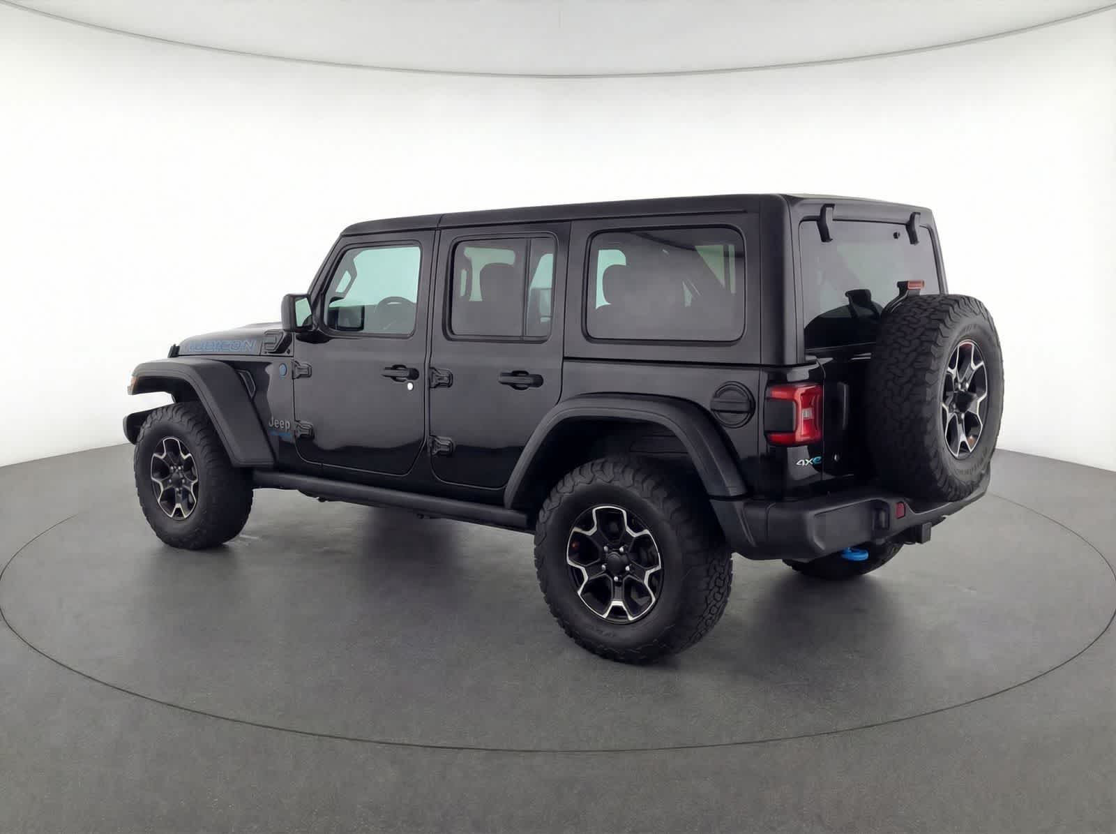Thumbnail: 2023 Jeep Wrangler - 3