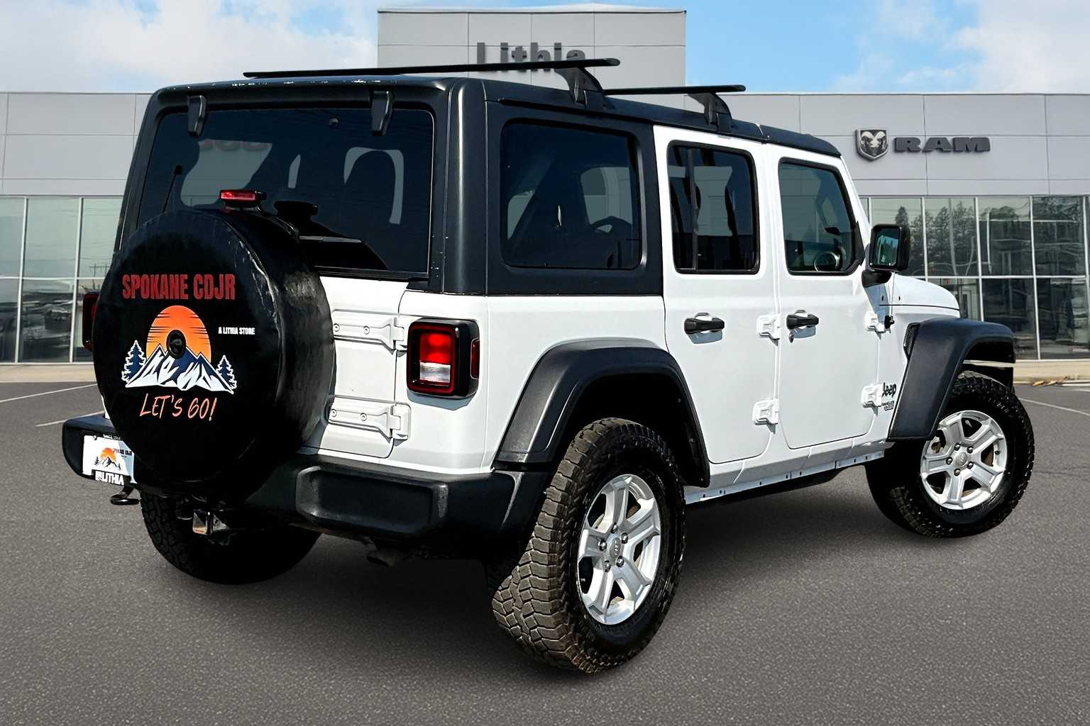 Thumbnail: 2018 Jeep Wrangler - 23