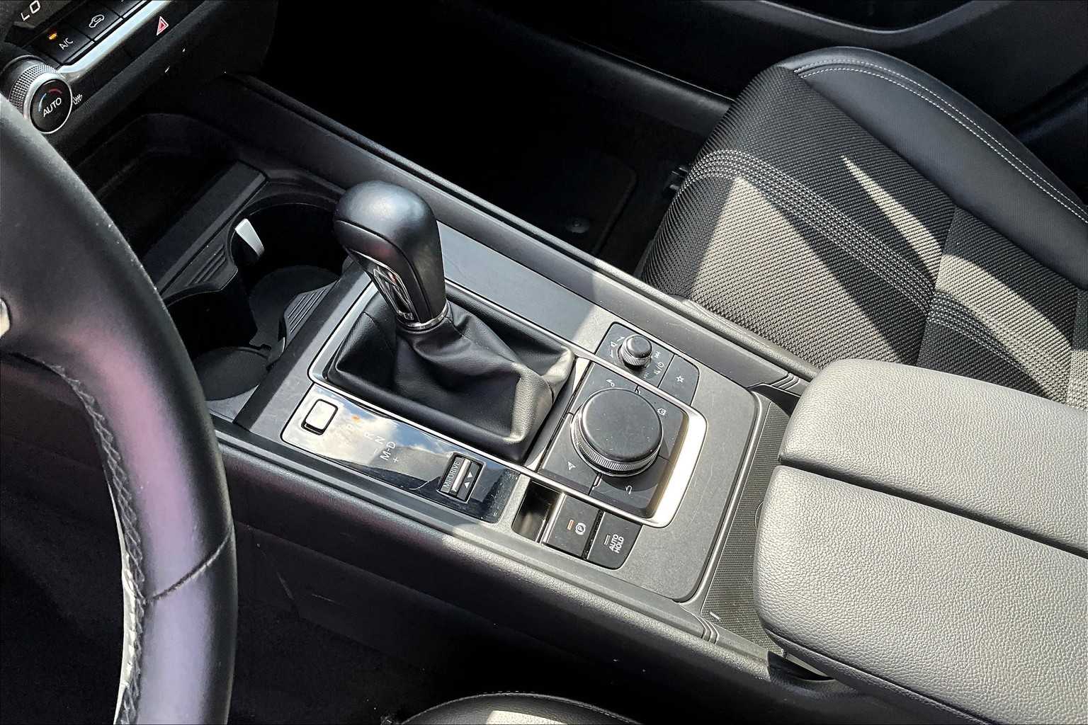 Thumbnail: 2025 Mazda CX-50 - 17