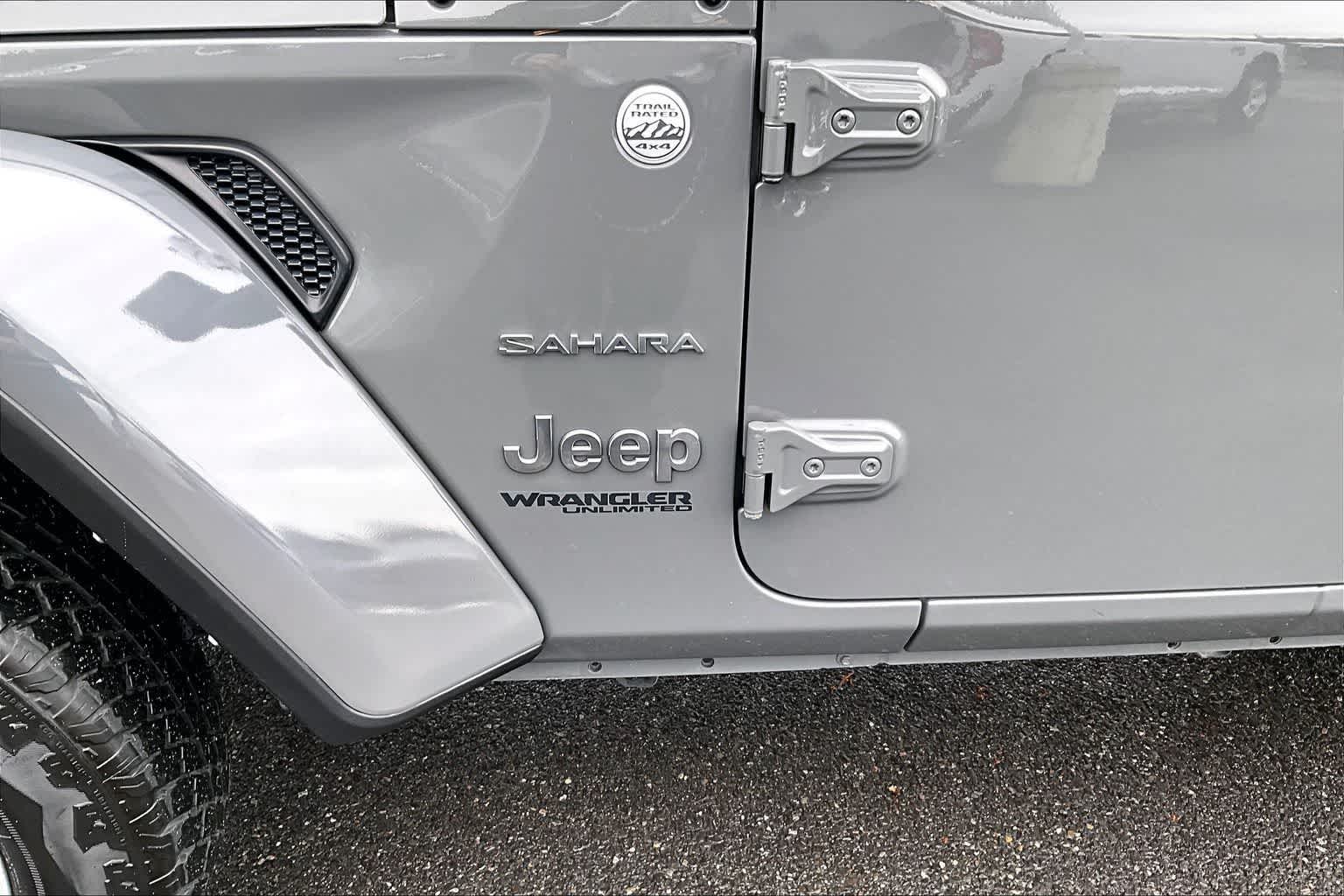 Thumbnail: 2021 Jeep Wrangler - 7