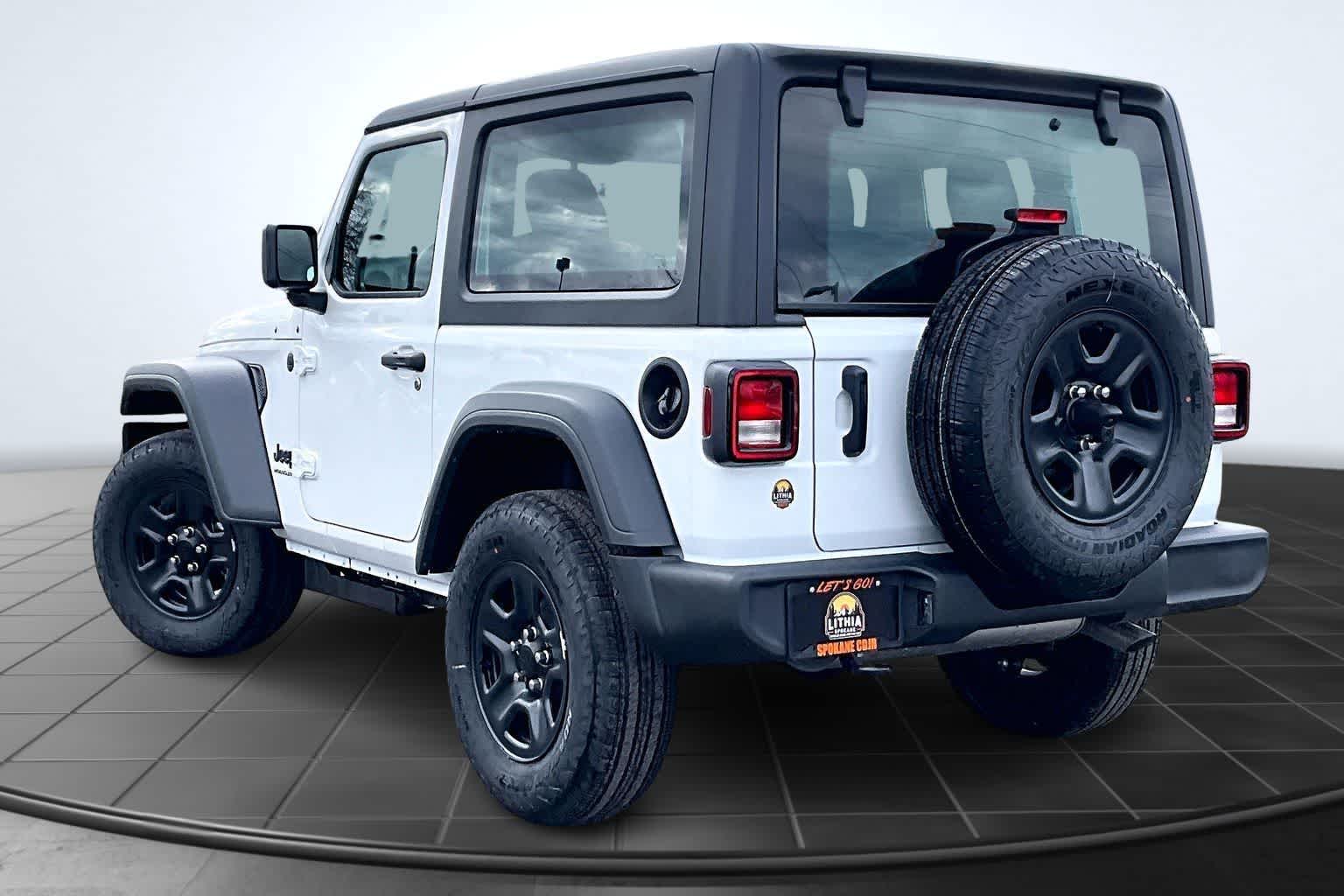 Thumbnail: 2026 Jeep Wrangler - 4
