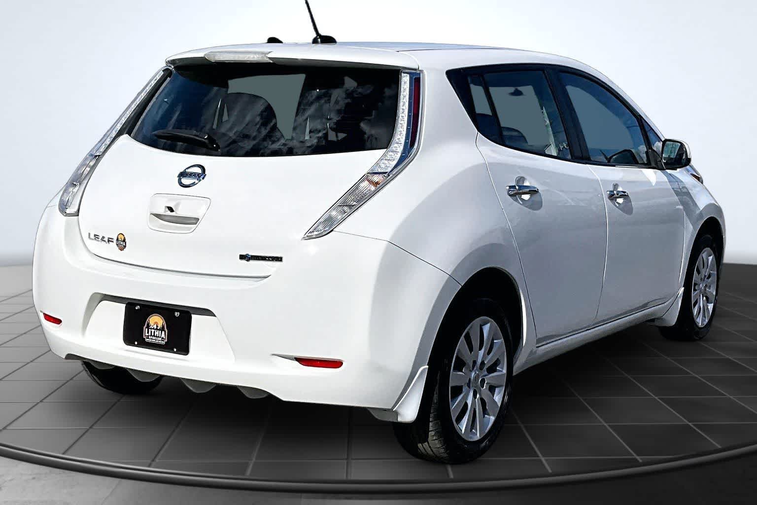 Thumbnail: 2016 Nissan Leaf - 23