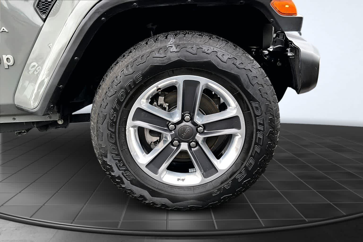 Thumbnail: 2021 Jeep Wrangler - 34