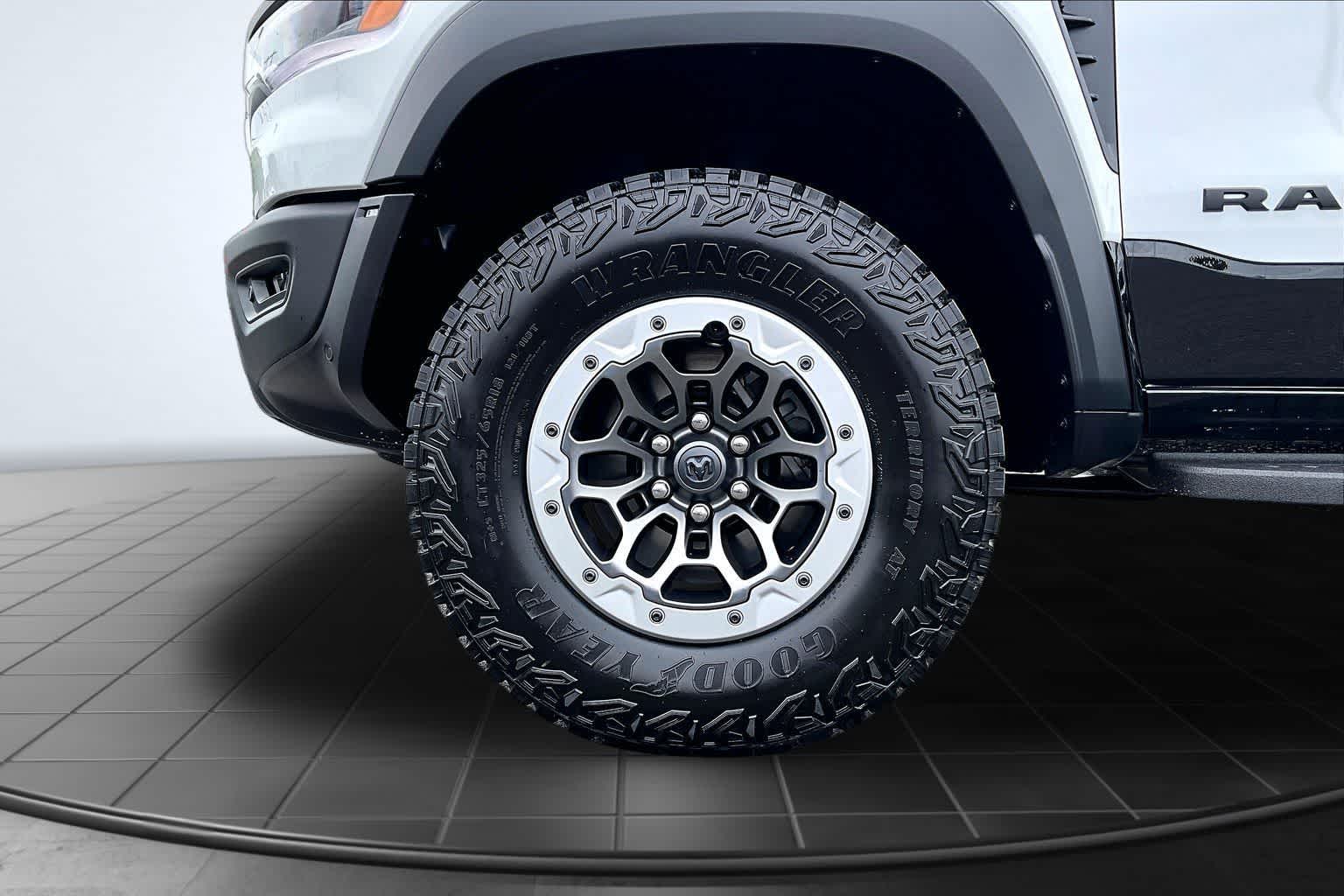 Thumbnail: 2026 RAM 1500 - 8