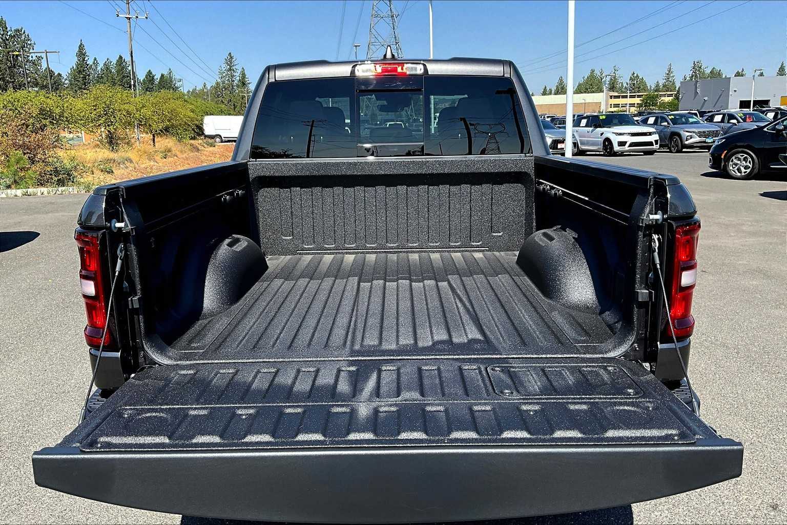 Thumbnail: 2026 RAM 1500 - 19