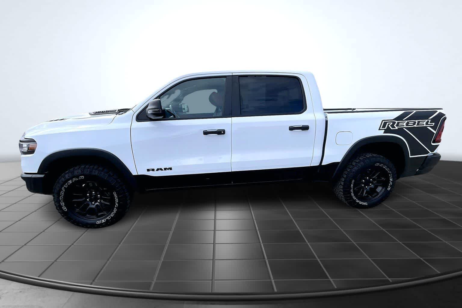 Thumbnail: 2025 RAM 1500 - 3