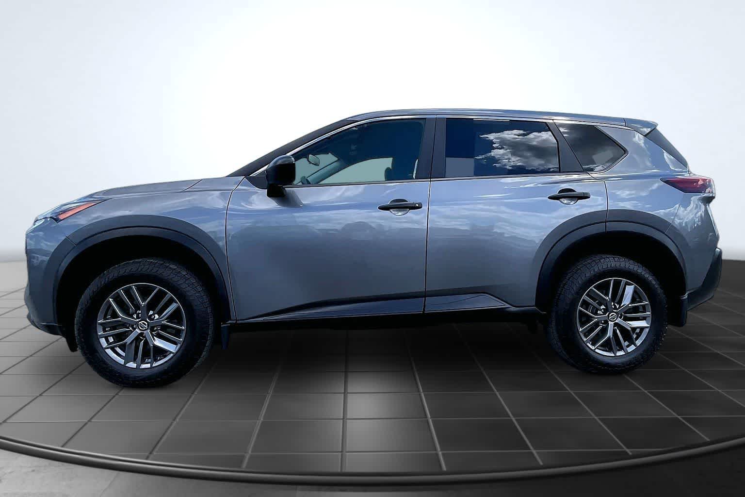 Thumbnail: 2021 Nissan Rogue - 2