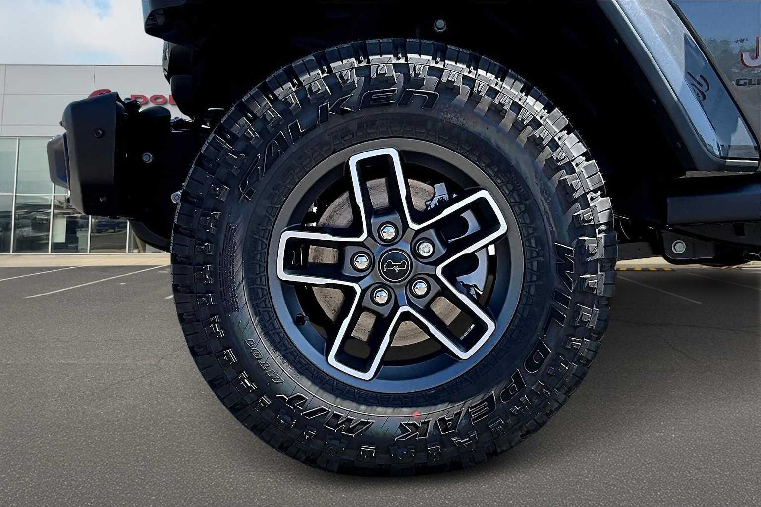 Thumbnail: 2025 Jeep Gladiator - 7