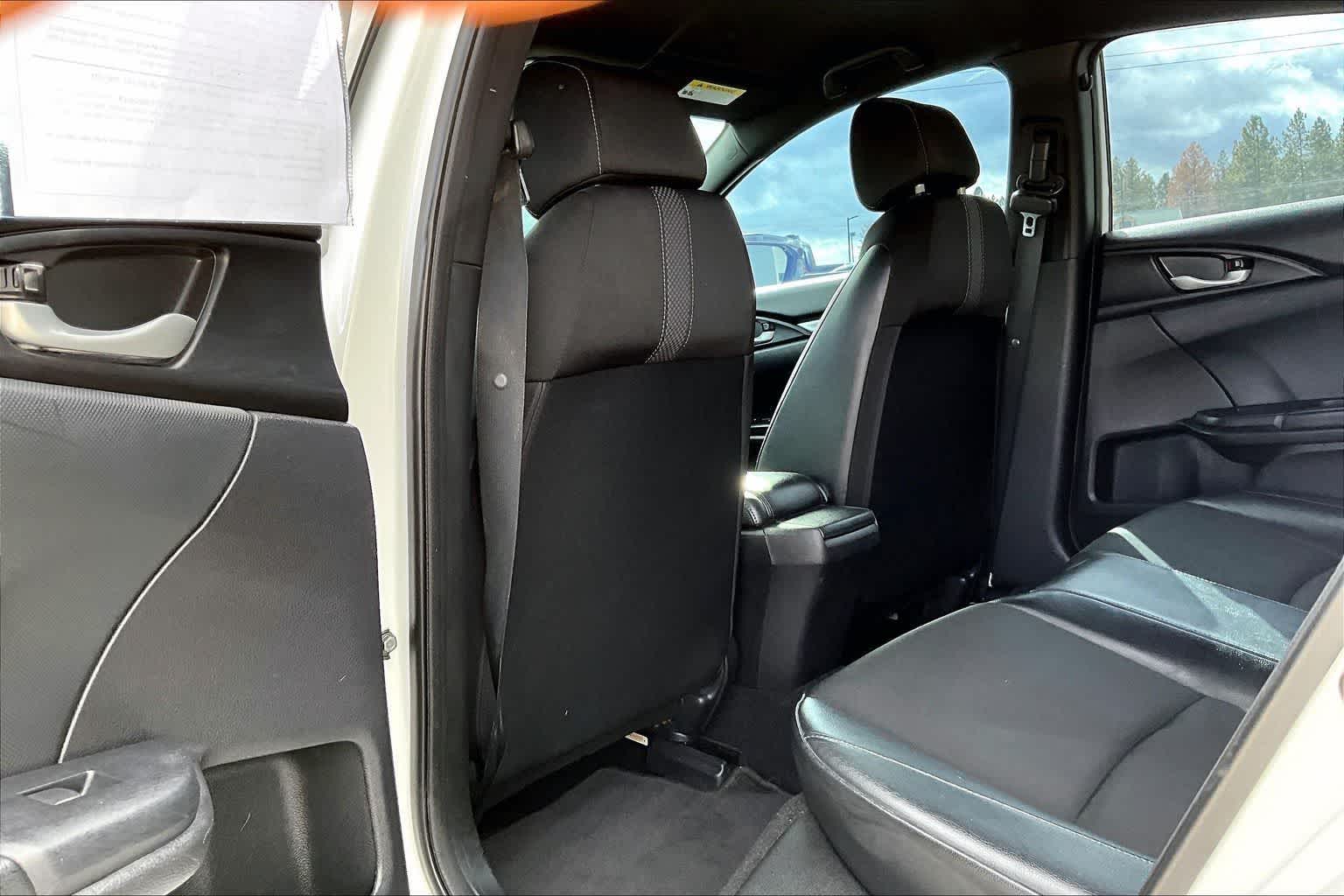 Thumbnail: 2019 Honda Civic - 12