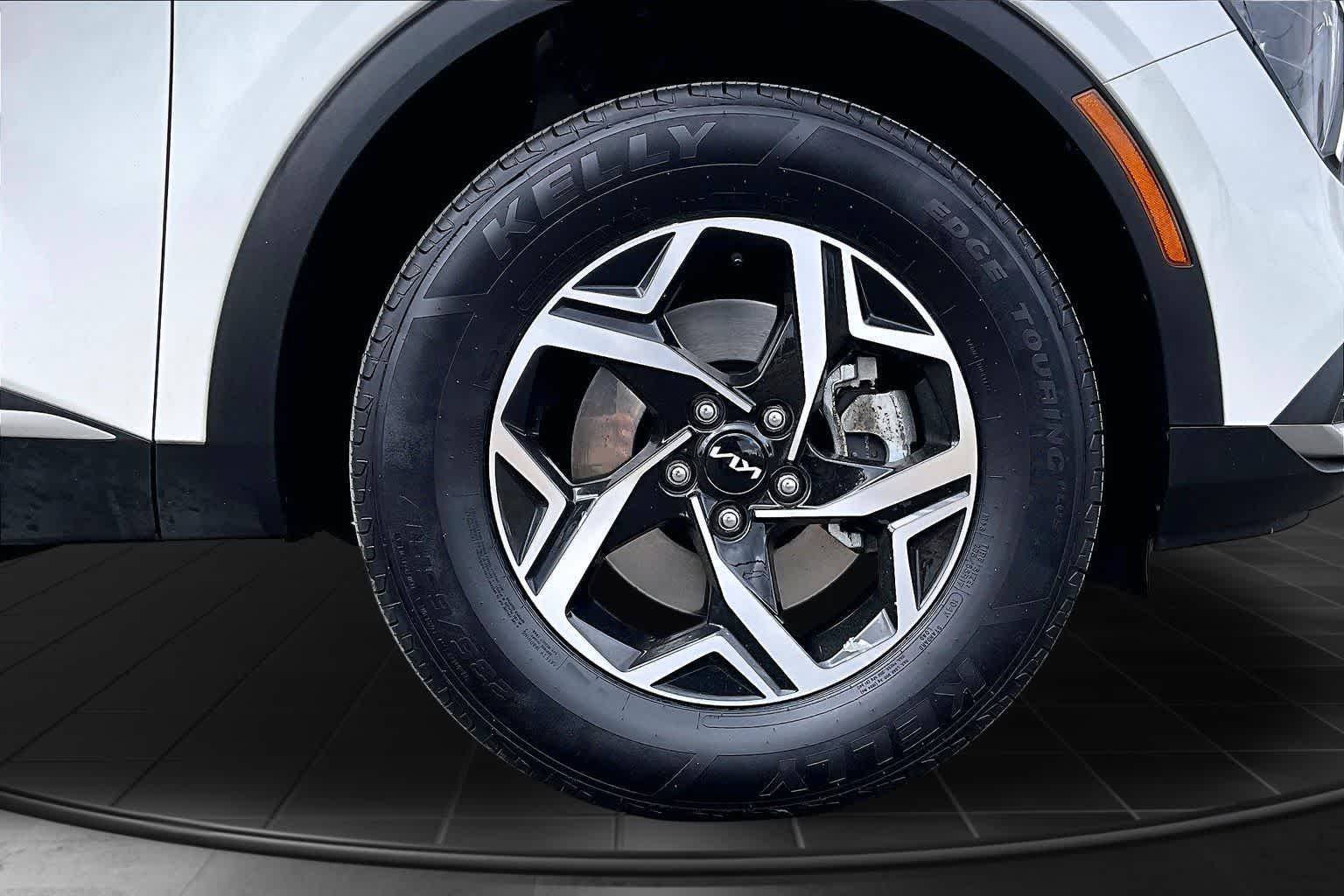 Thumbnail: 2023 Kia Sportage - 34