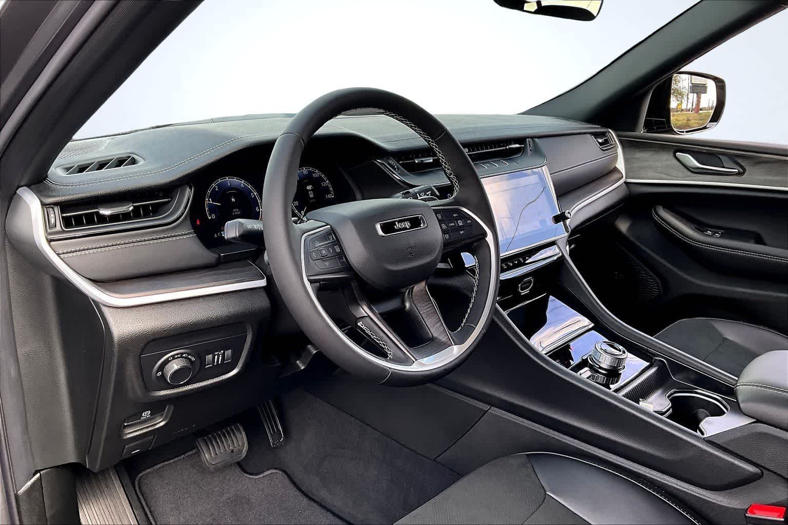 Thumbnail: 2026 Jeep Grand Cherokee - 2