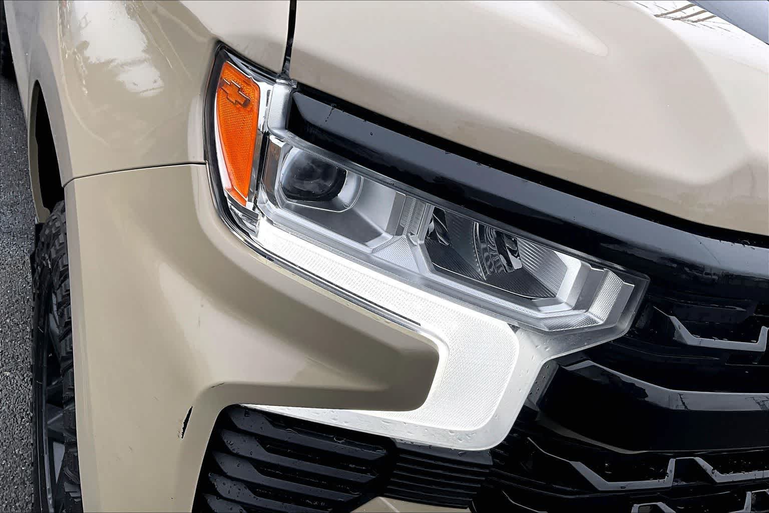 Thumbnail: 2023 Chevrolet Silverado 1500 - 30