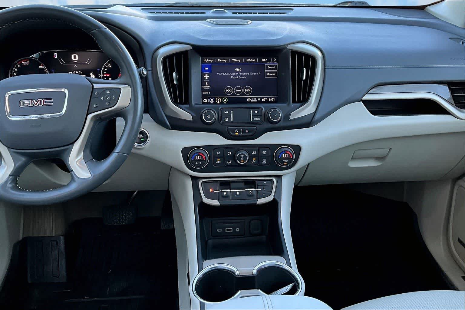 Thumbnail: 2022 GMC Terrain - 16