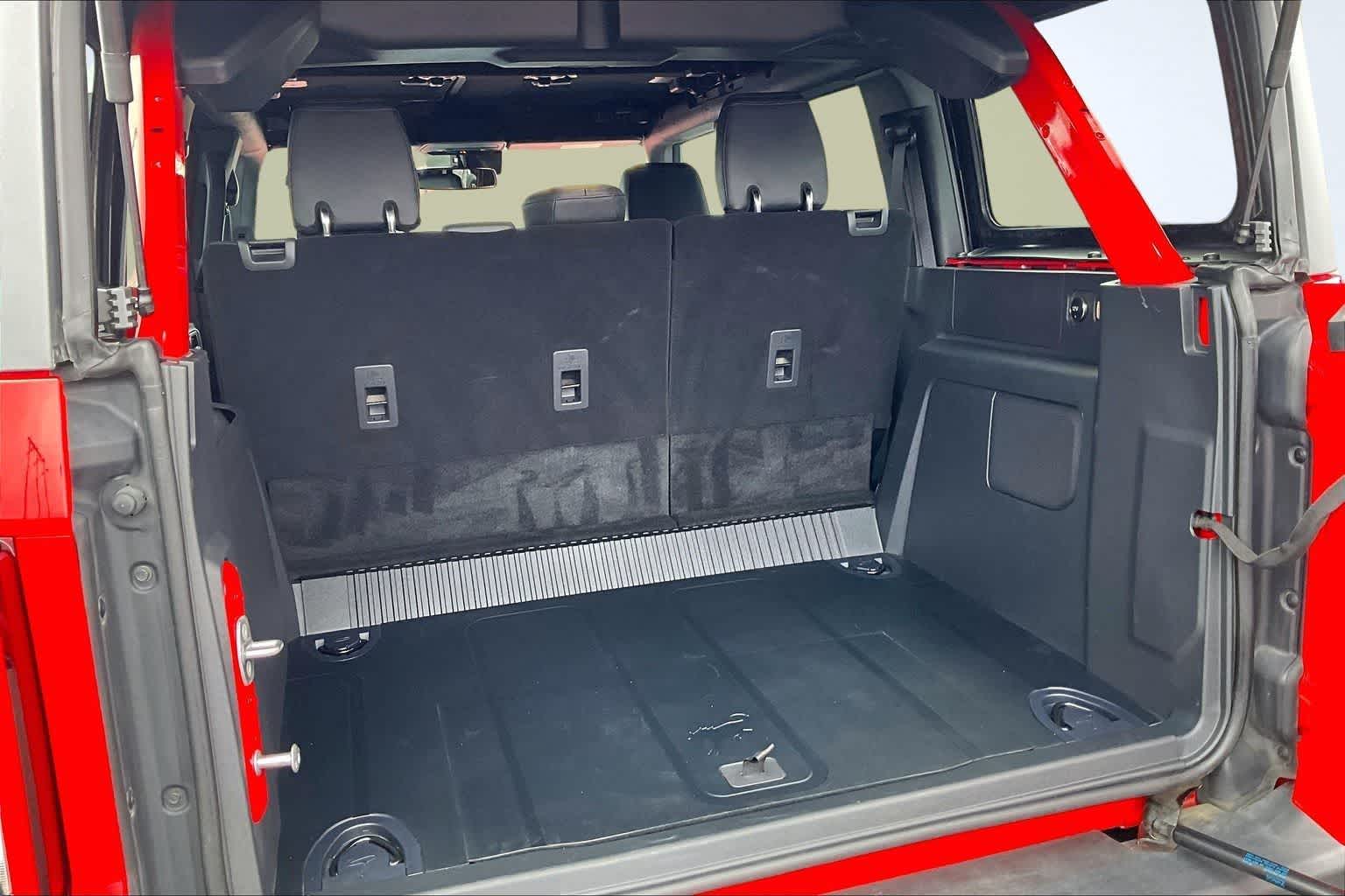 Thumbnail: 2024 Ford Bronco - 19