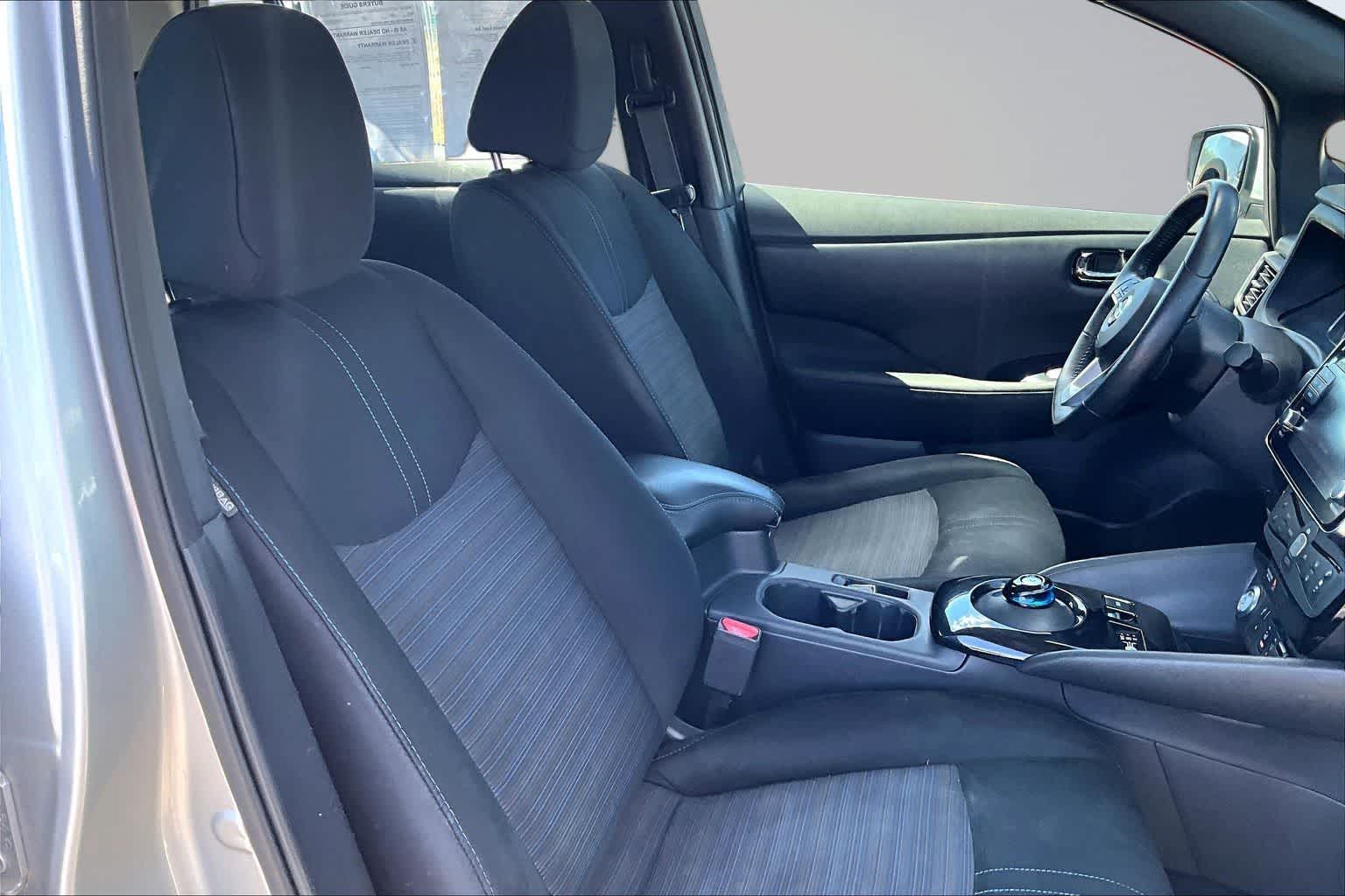 Thumbnail: 2018 Nissan Leaf - 14