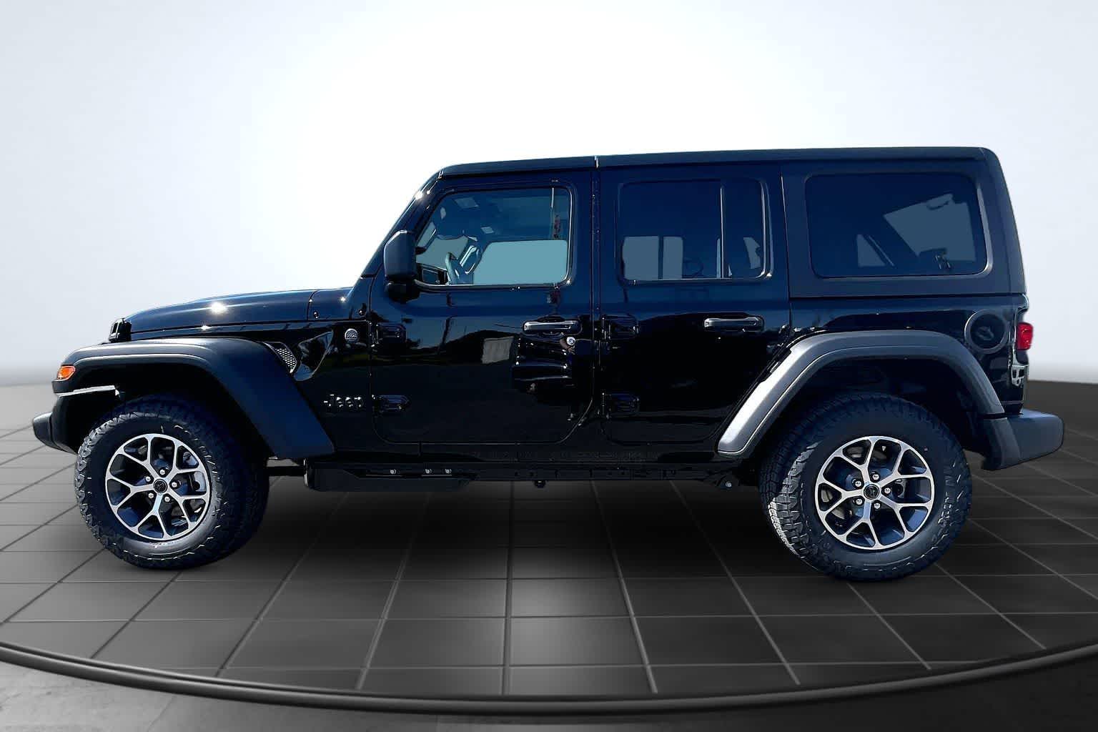 Thumbnail: 2026 Jeep Wrangler - 3