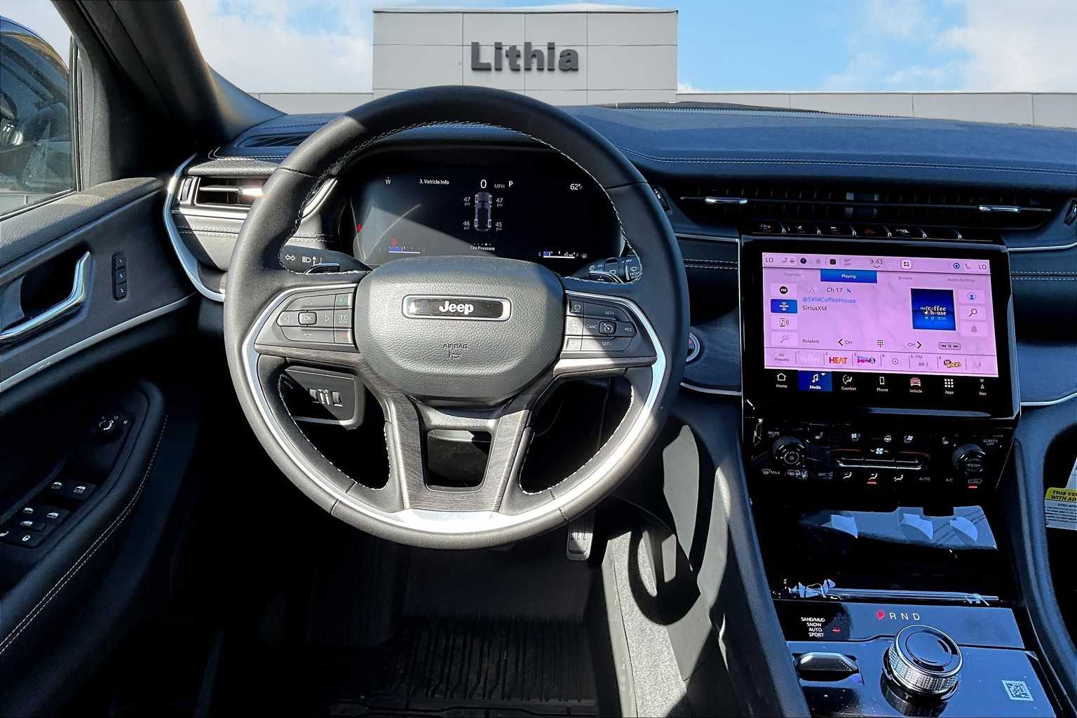 Thumbnail: 2025 Jeep Grand Cherokee - 15