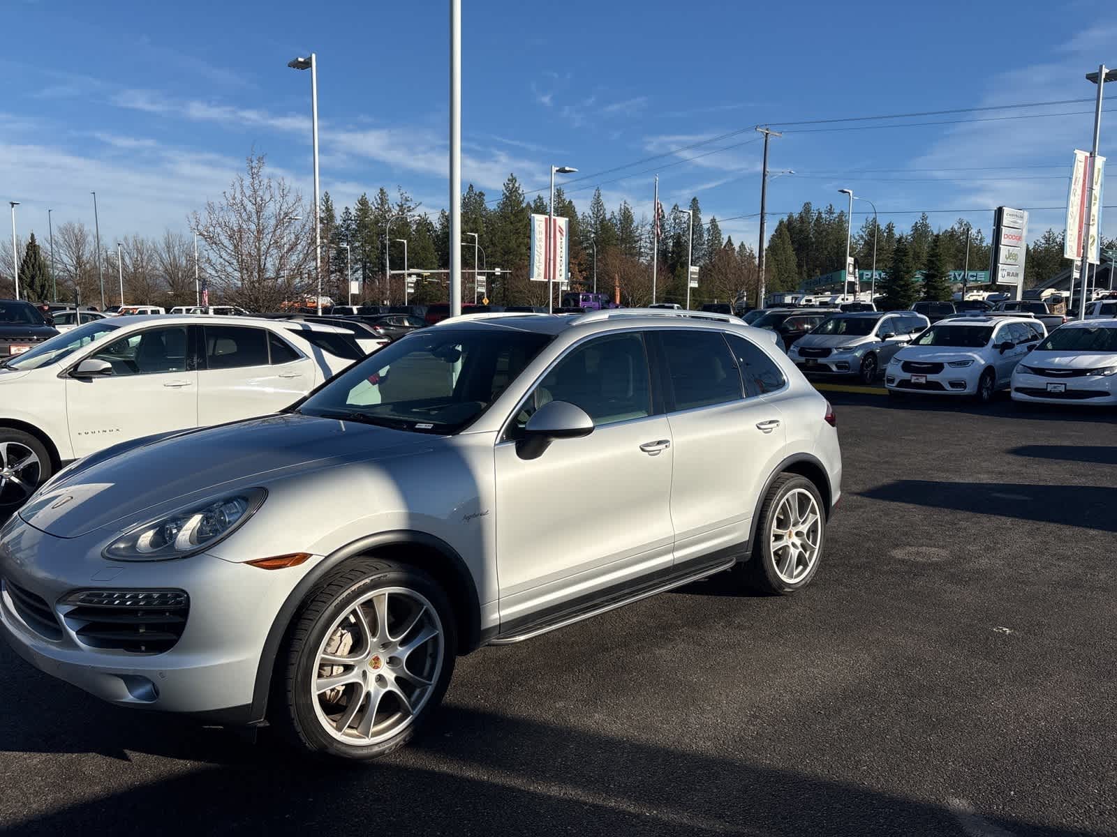 Thumbnail: 2012 Porsche Cayenne - 2