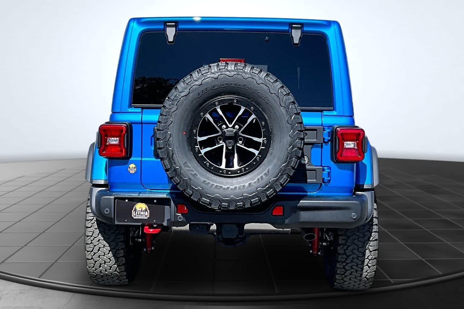 Thumbnail: 2026 Jeep Wrangler - 5