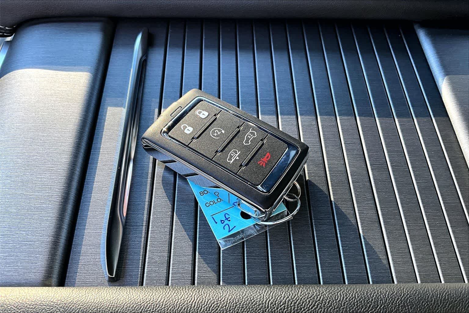 Thumbnail: 2026 Jeep Grand Wagoneer L - 20