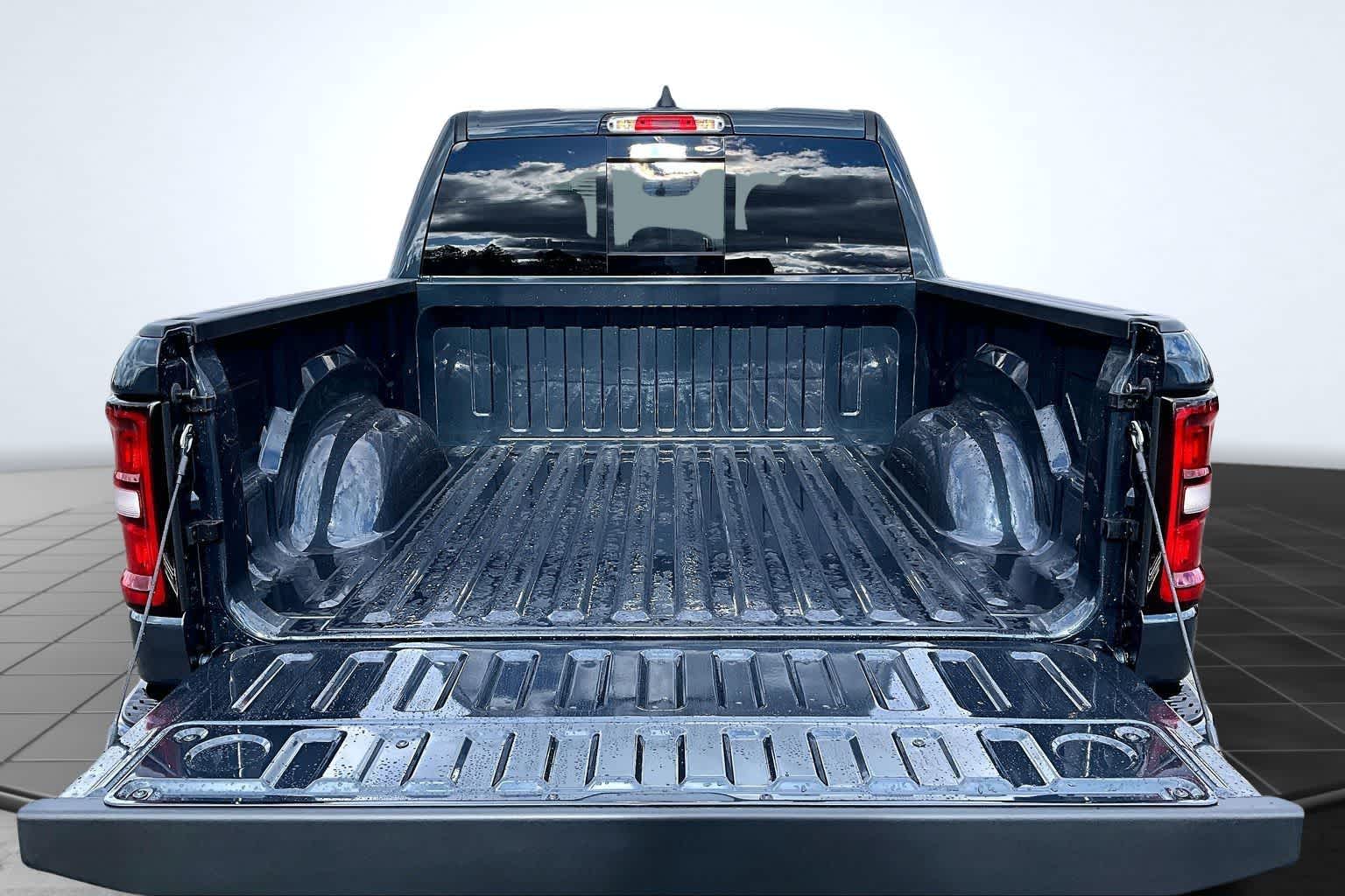 Thumbnail: 2026 RAM 1500 - 19